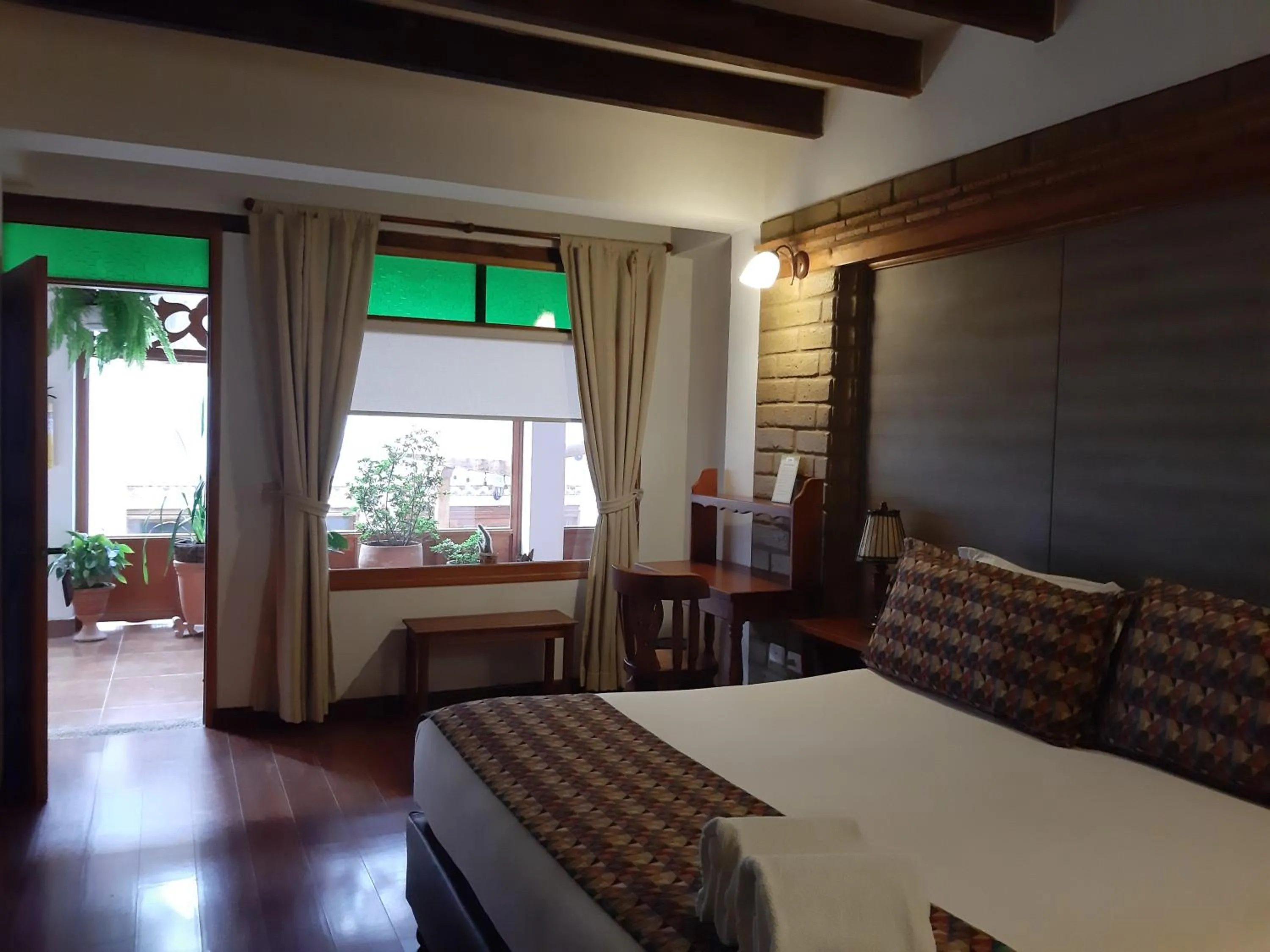 Property building, Bed in Hotel El Giro