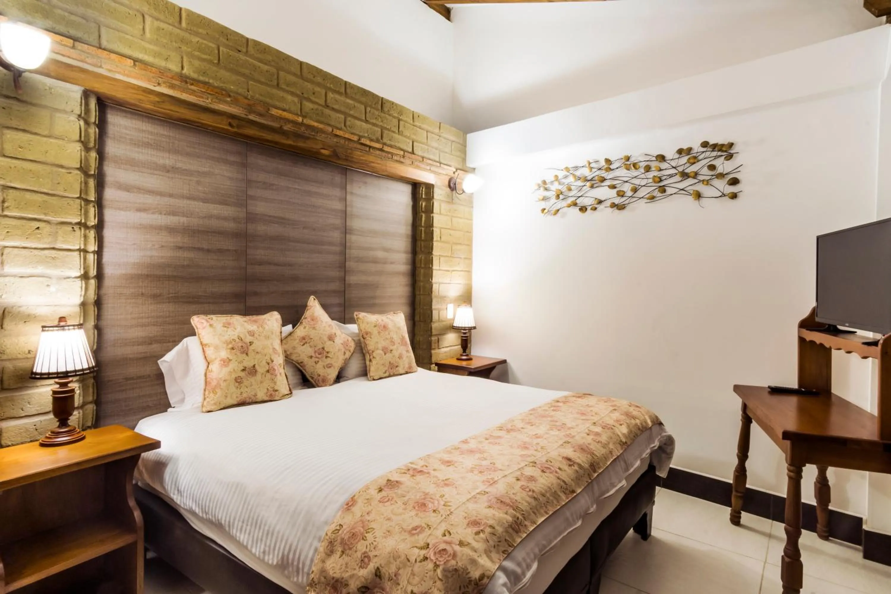 Bed in Hotel El Giro