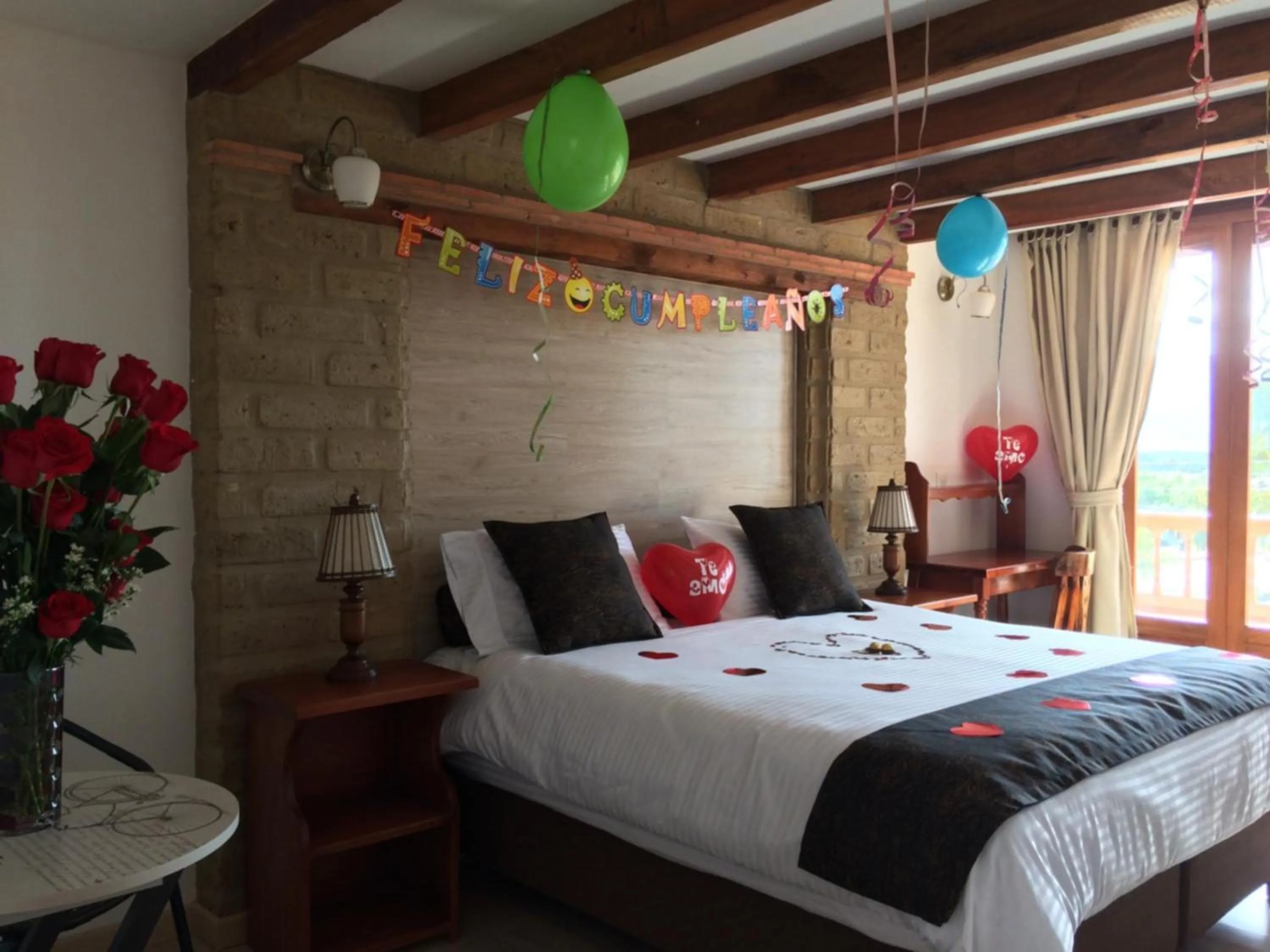 Mountain view, Bed in Hotel El Giro