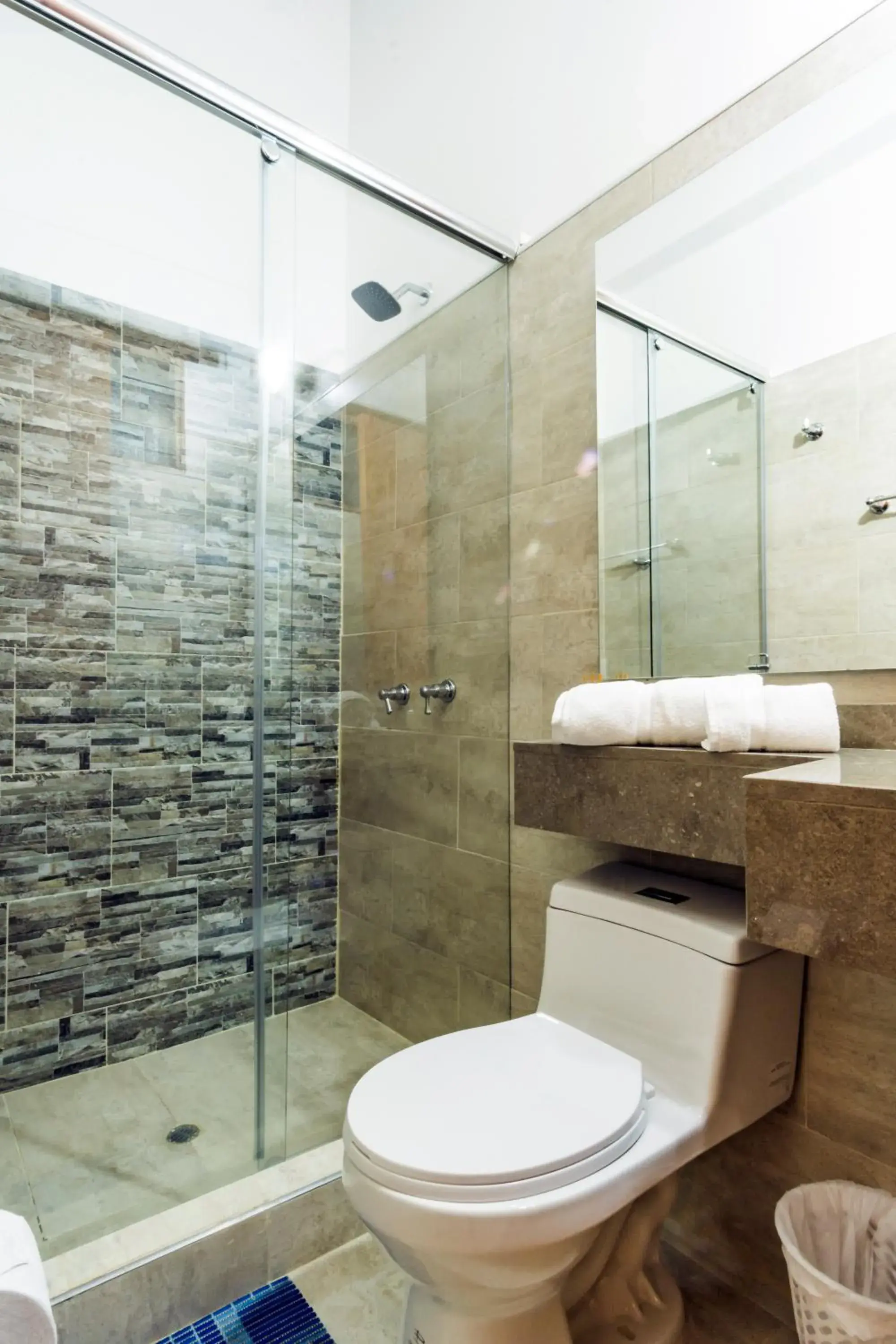 Internal Double Room in Hotel El Giro Internal Double Room in Hotel El Giro