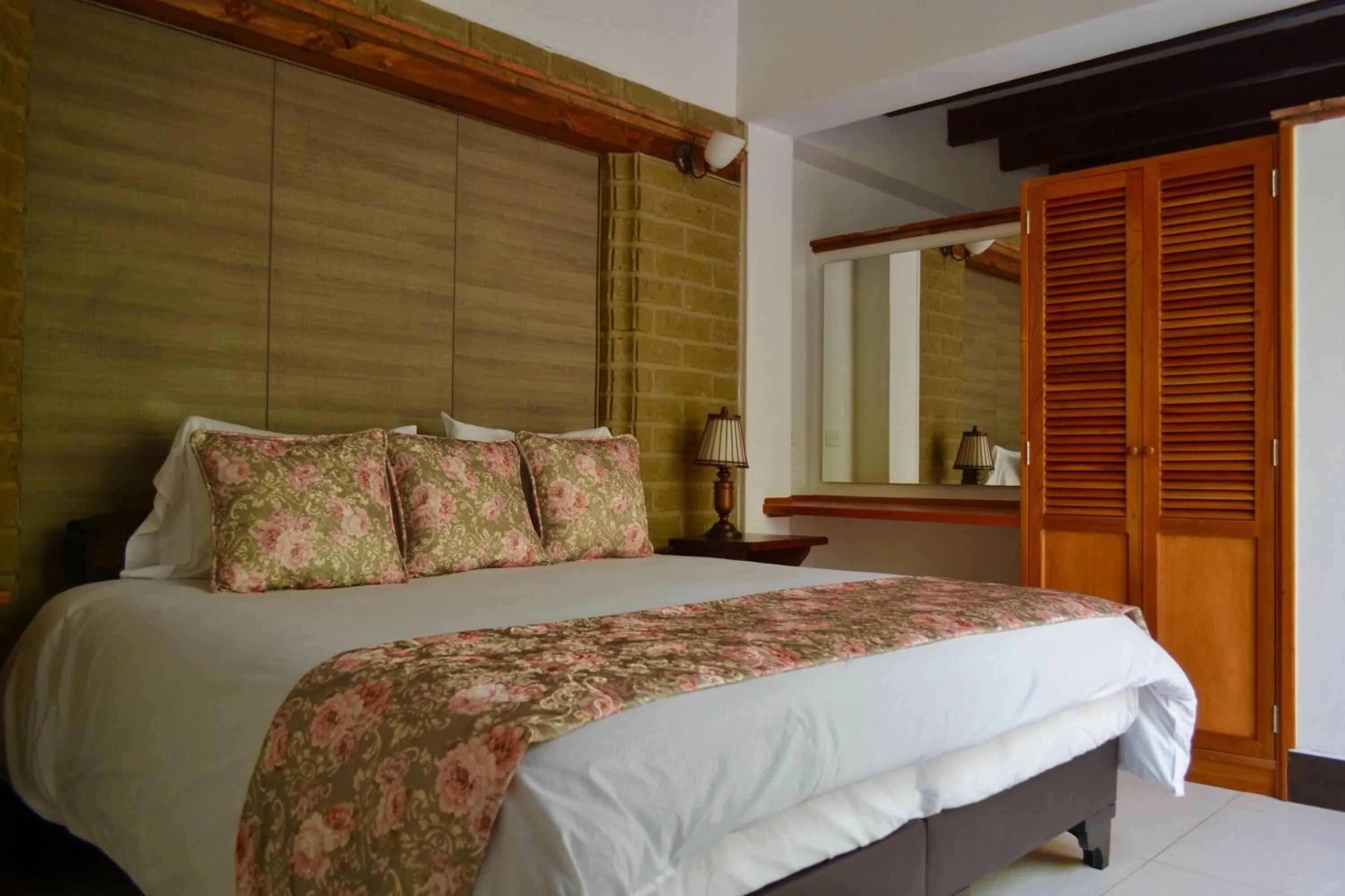 Bed in Hotel El Giro