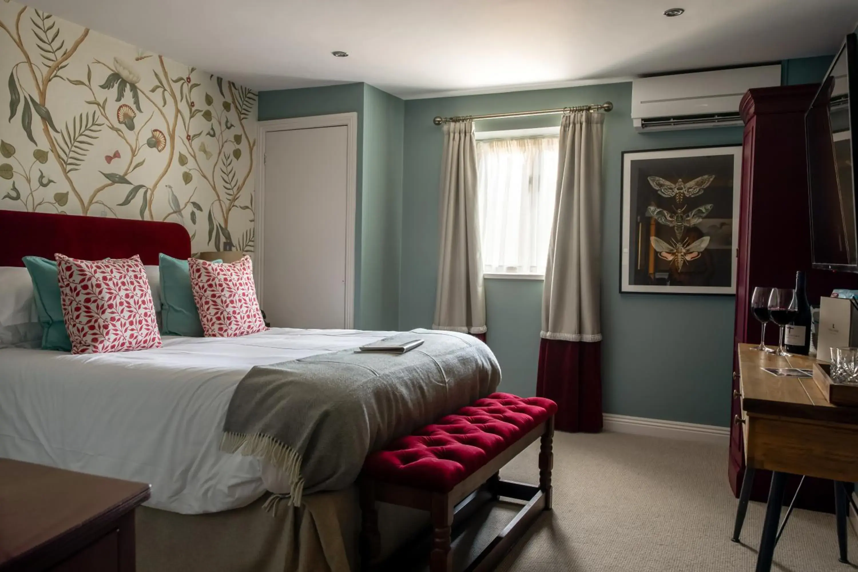 Superior Double Room in The Lamb Inn Superior Double Room in The Lamb Inn