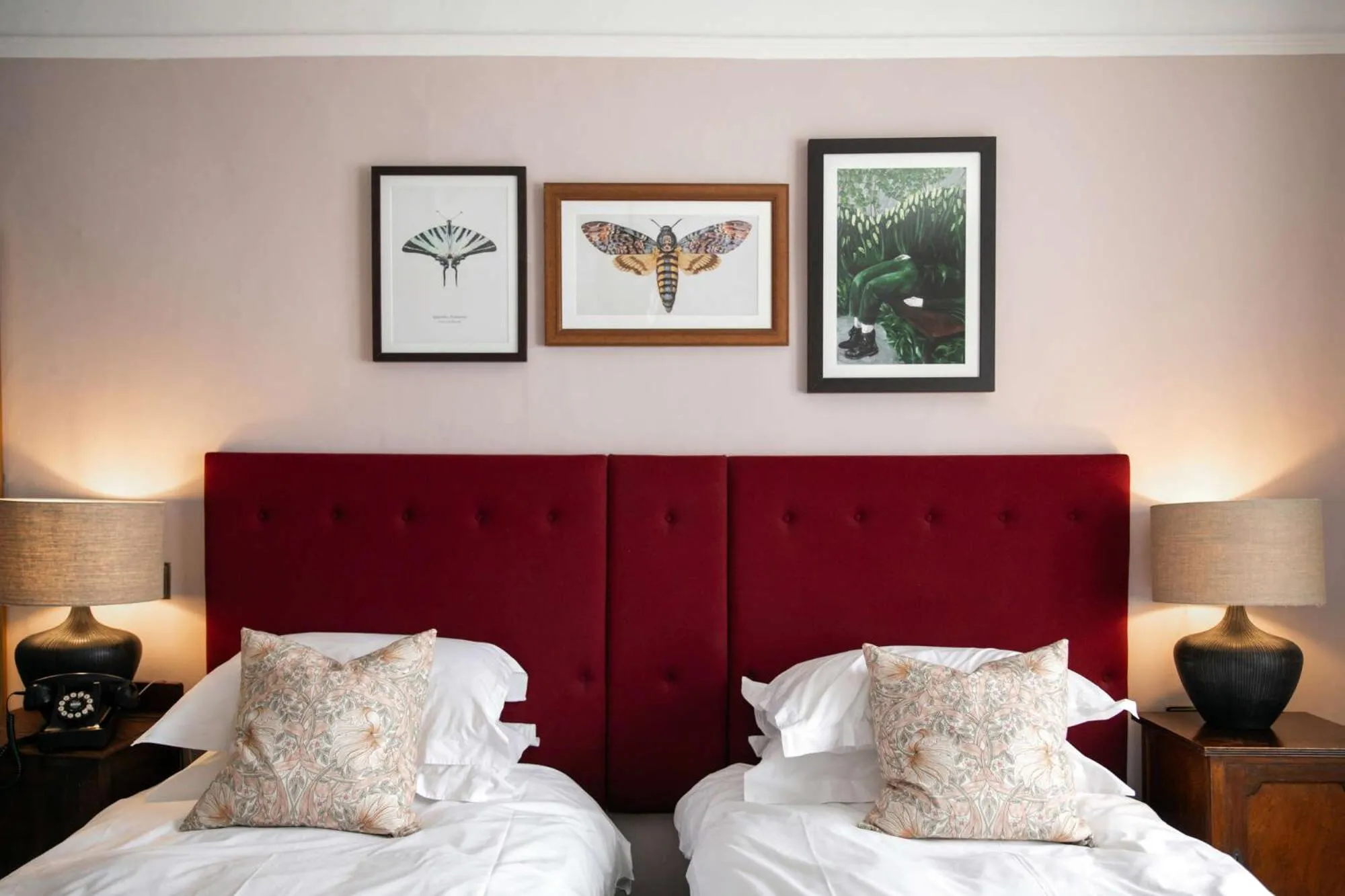 Bedroom, Bed in The Lamb Inn