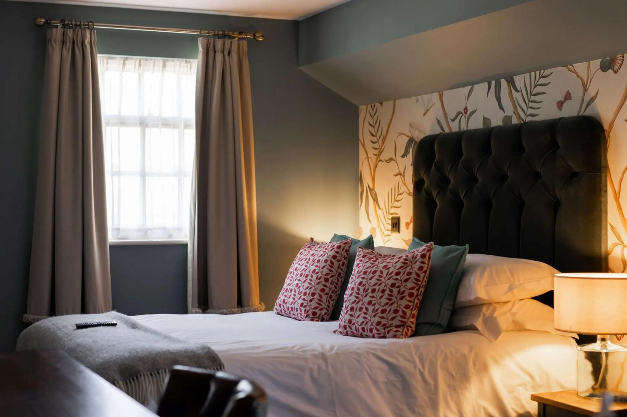 Bedroom, Bed in The Lamb Inn