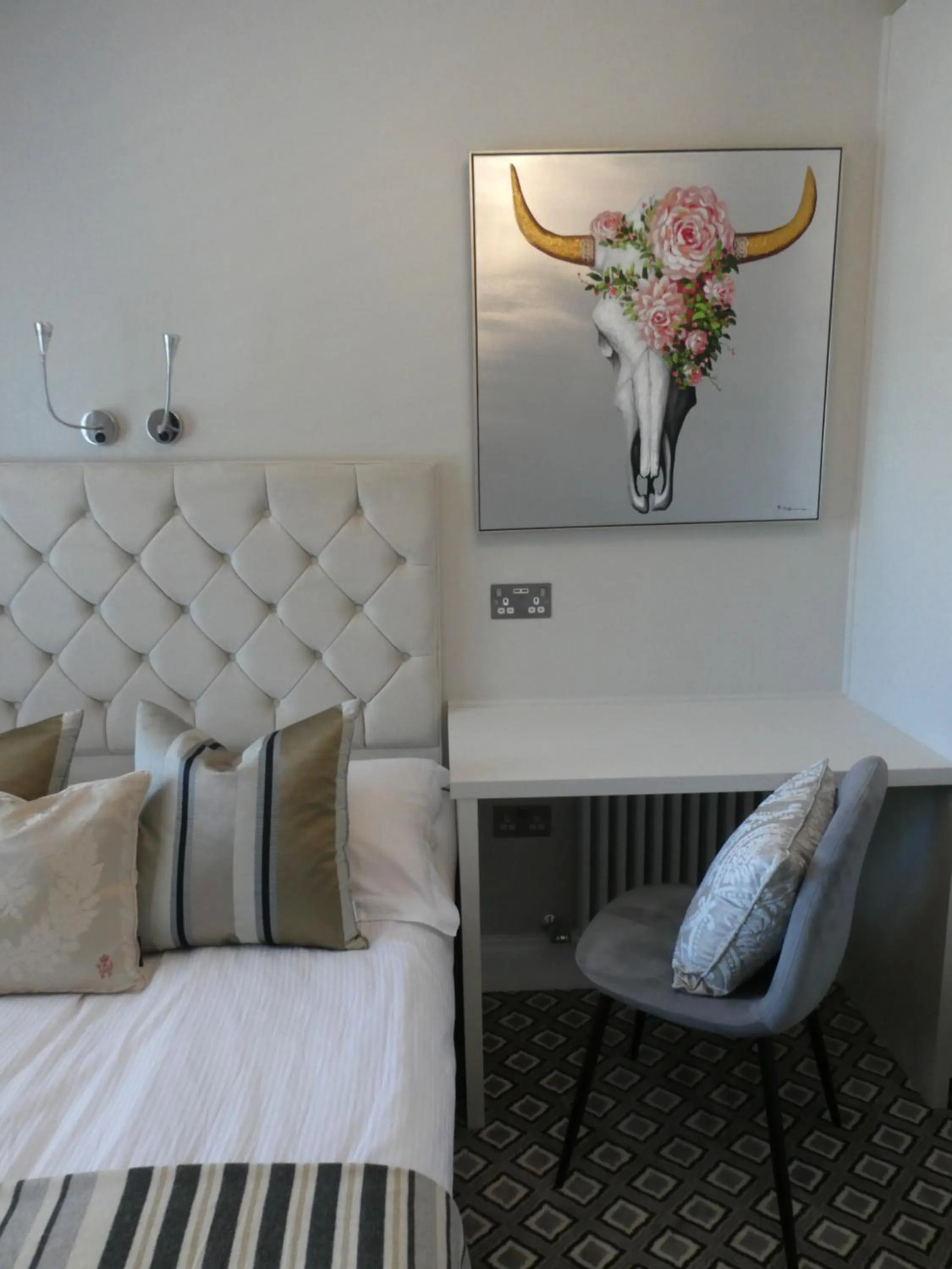 Decorative detail, Bed in Windsorian Experience