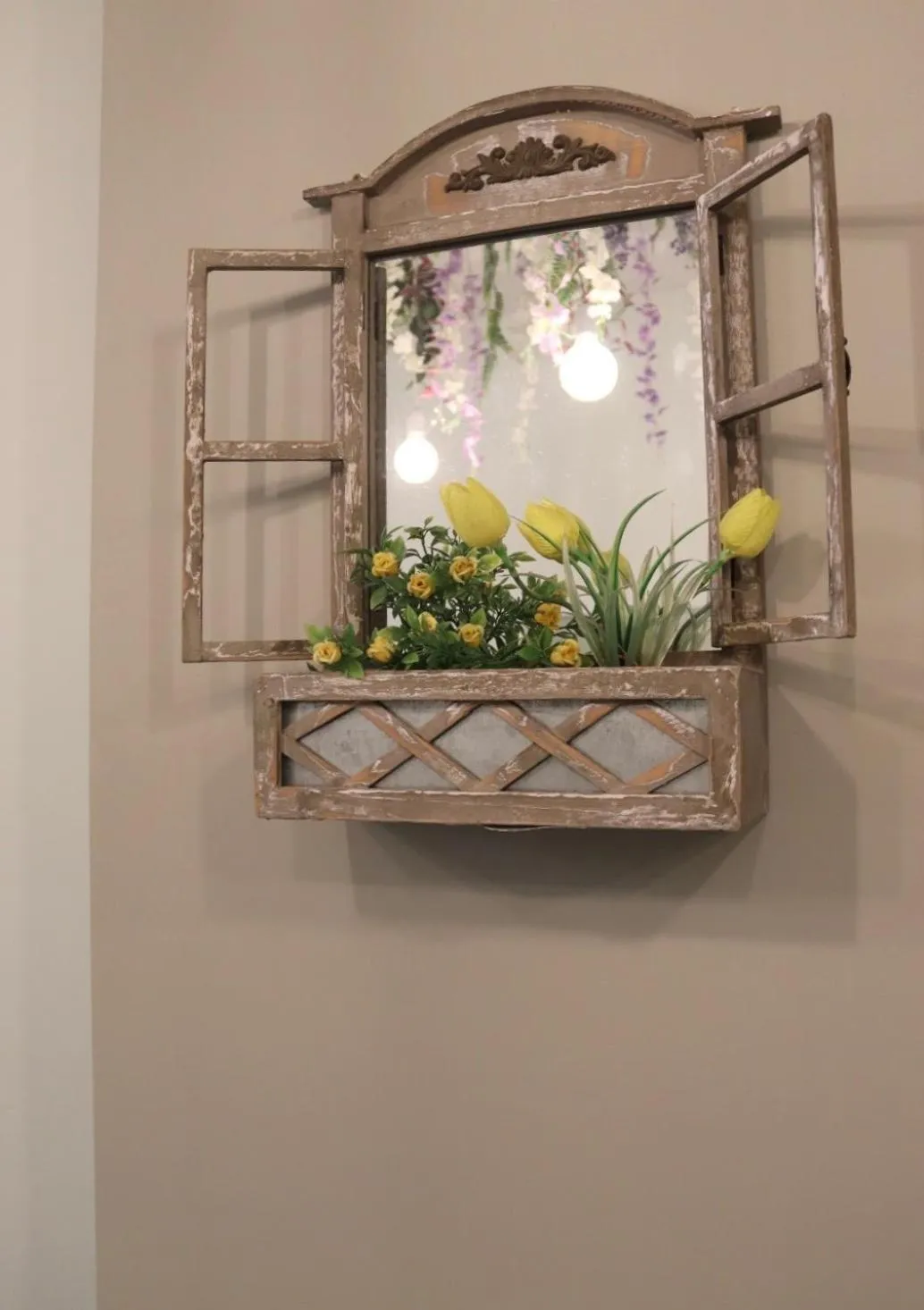 Communal lounge/ TV room in Mirandesa Garden