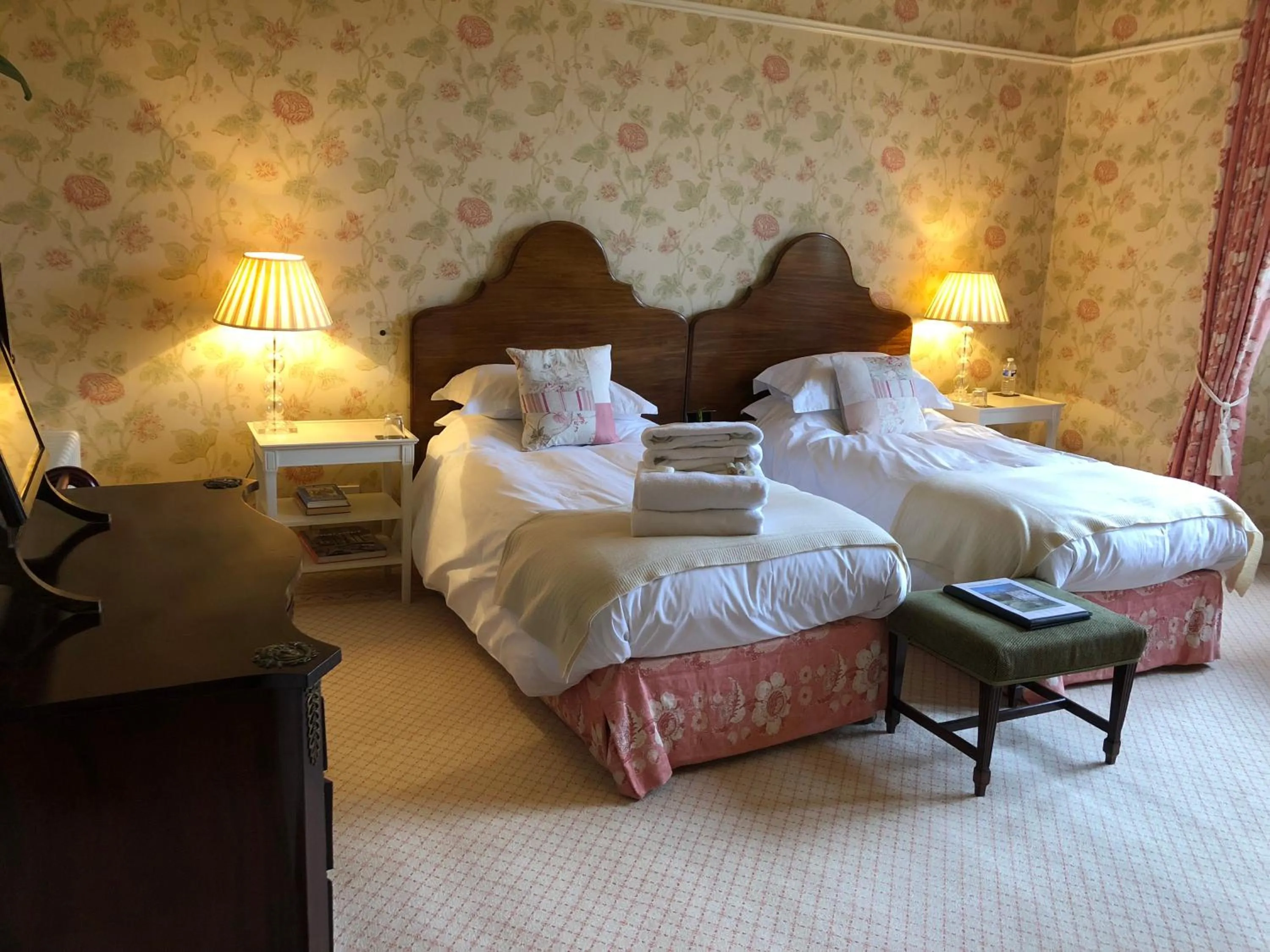 Bed in Aylworth Manor