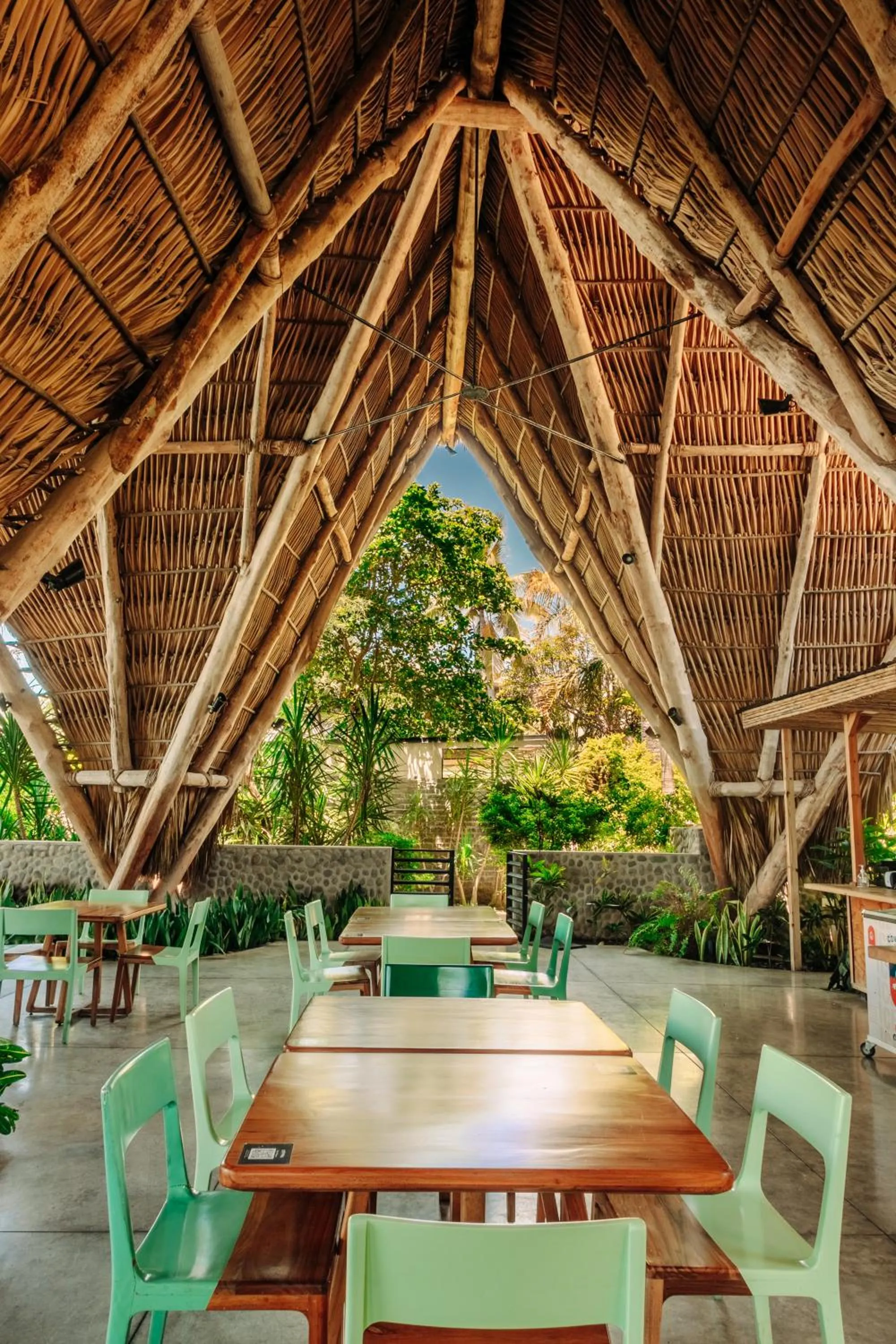 Puro Surf Hotel & Performance Academy