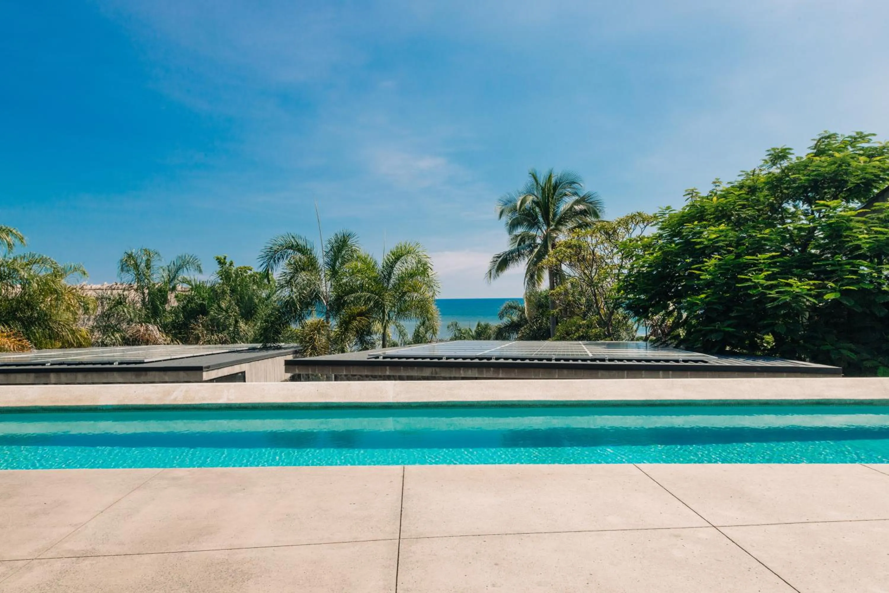 Puro Surf Hotel & Performance Academy