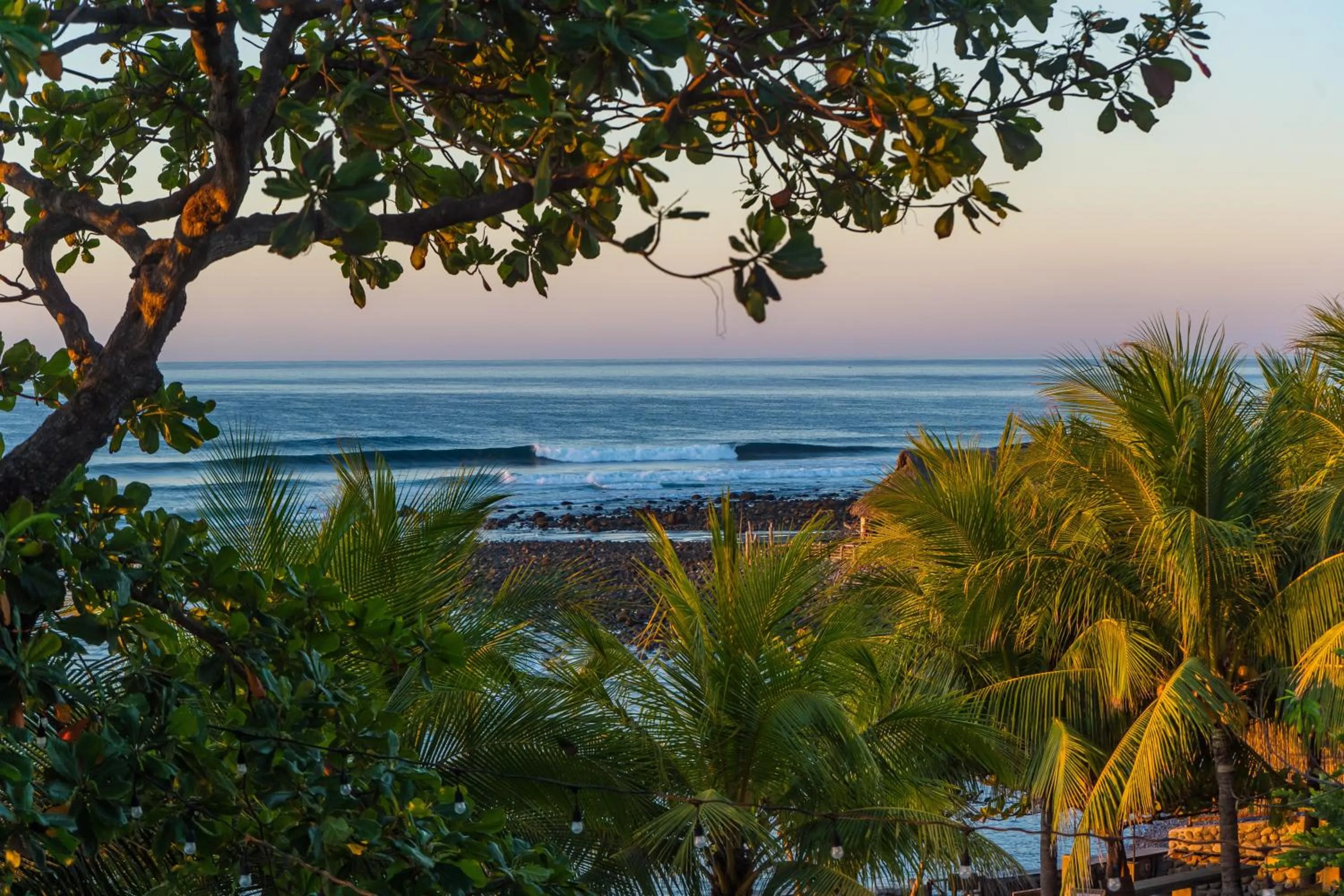 Puro Surf Hotel & Performance Academy