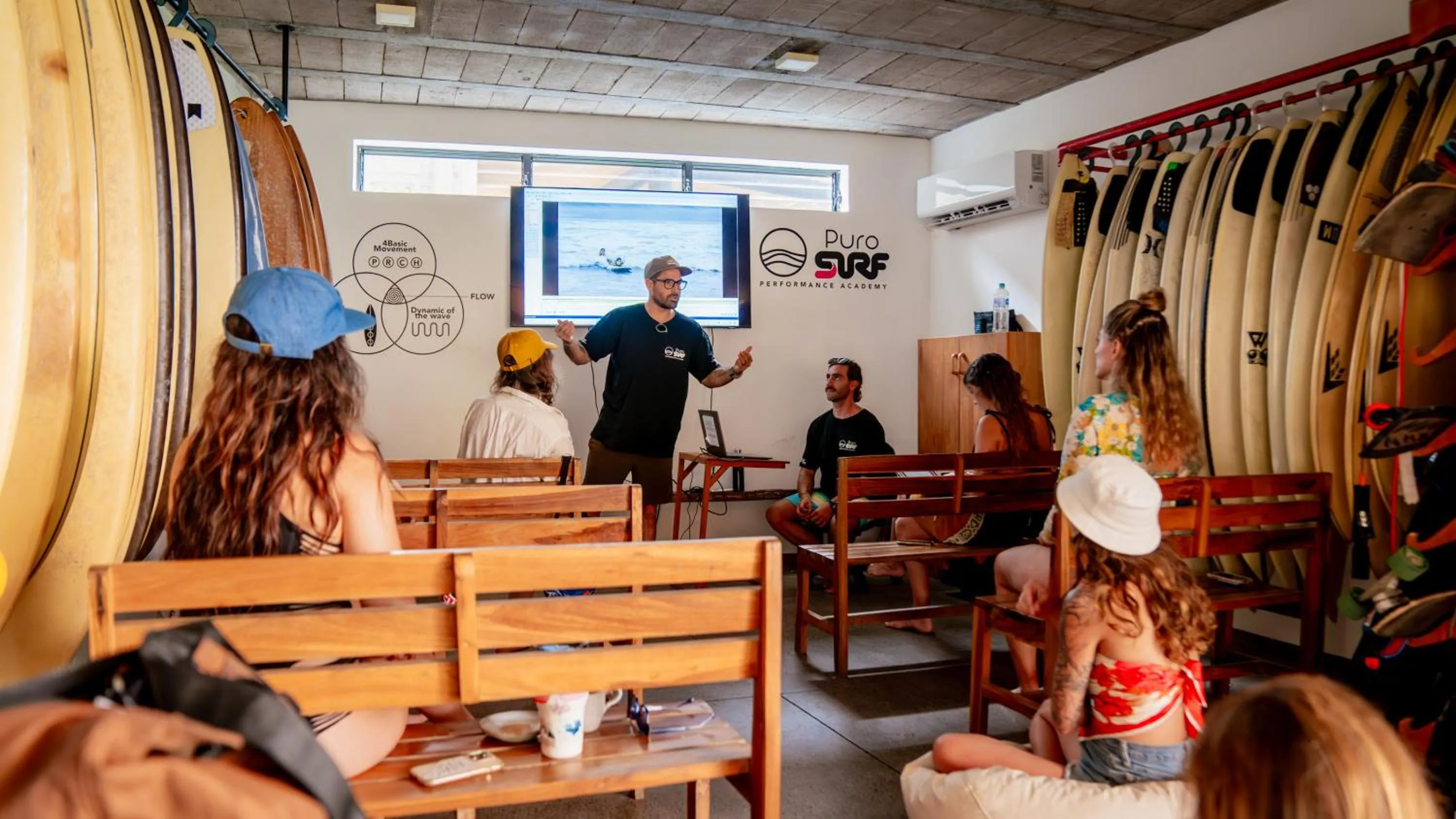 Puro Surf Hotel & Performance Academy