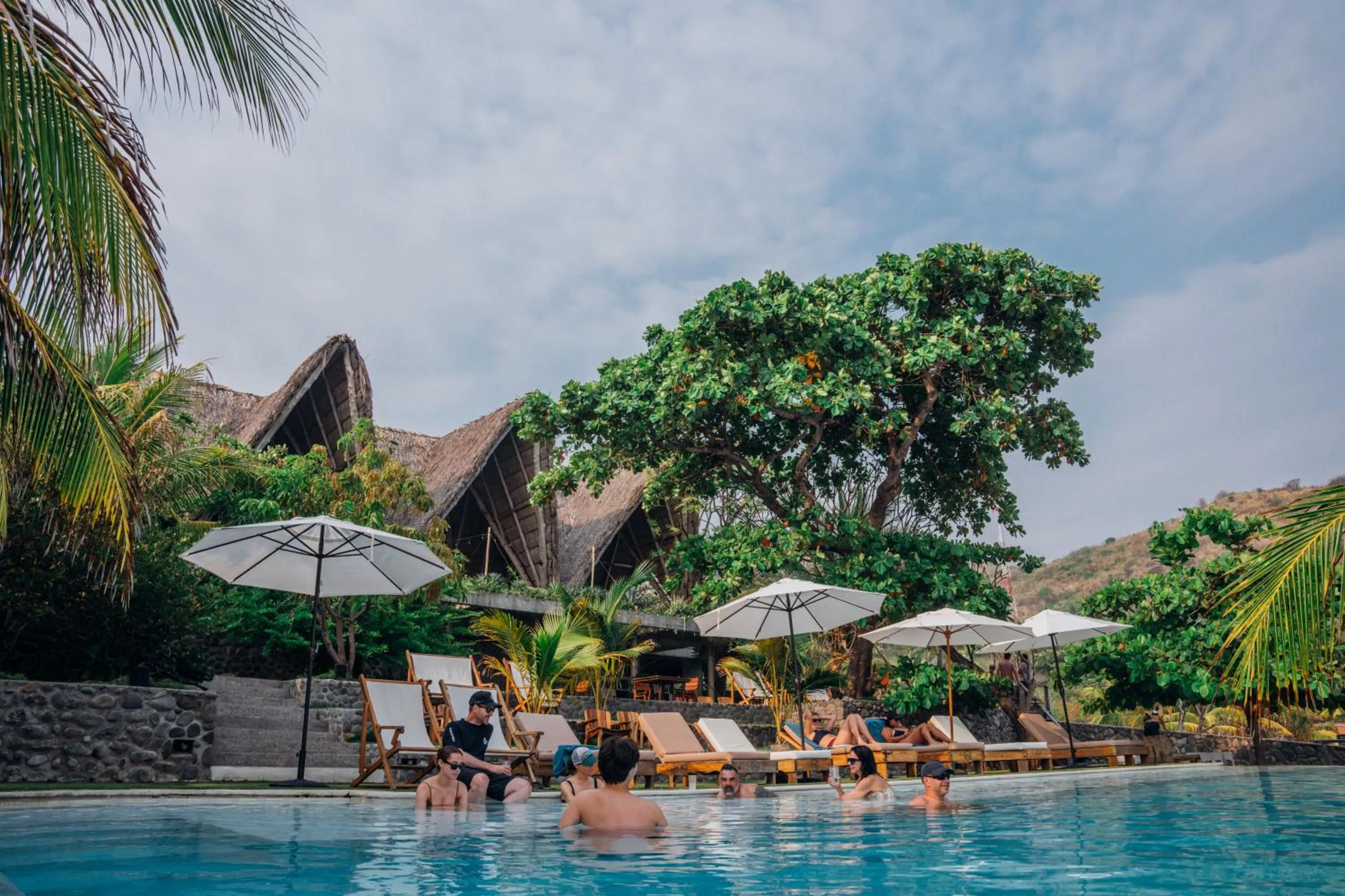 Puro Surf Hotel & Performance Academy