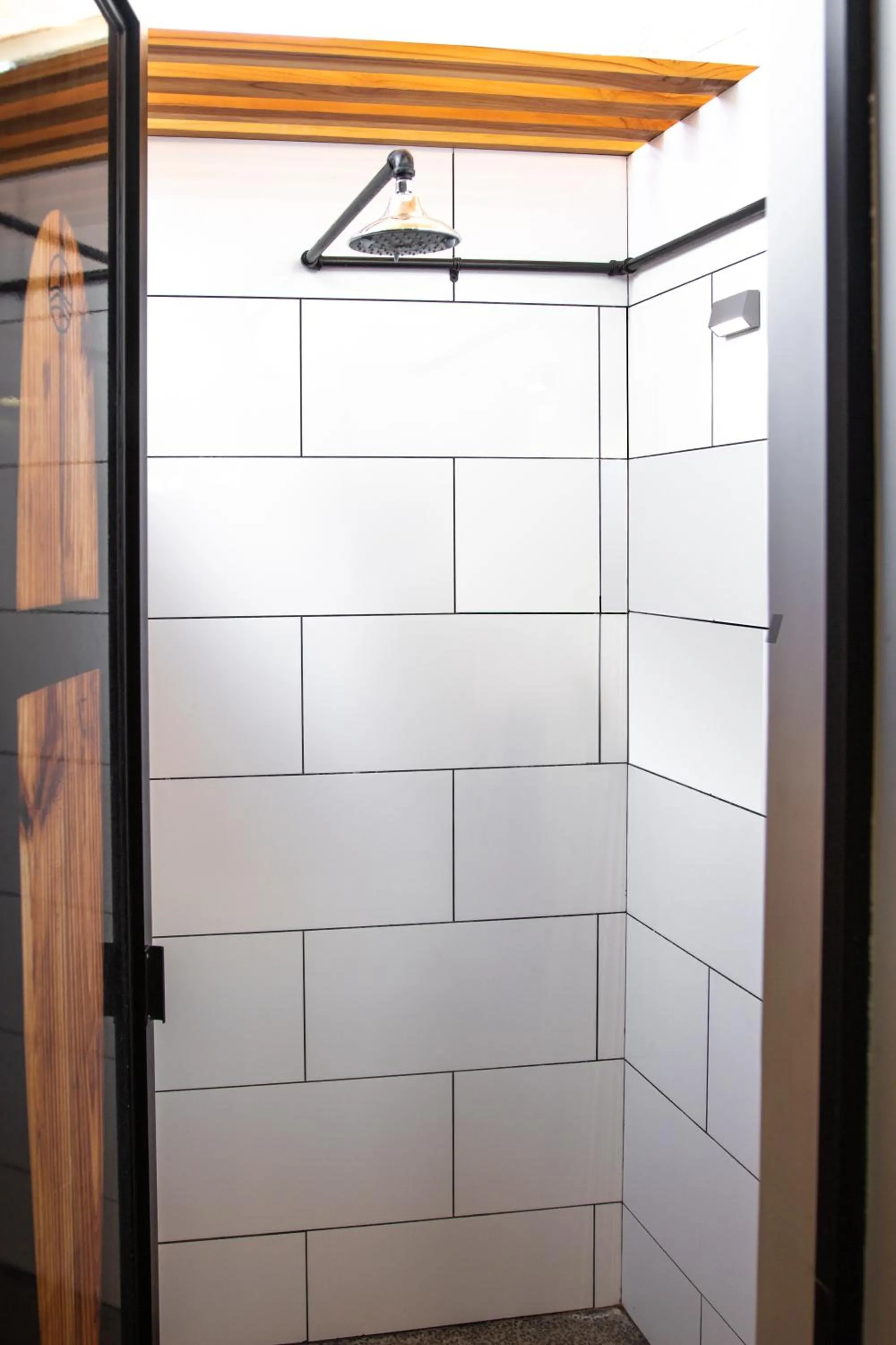 Puro Surf Hotel & Performance Academy