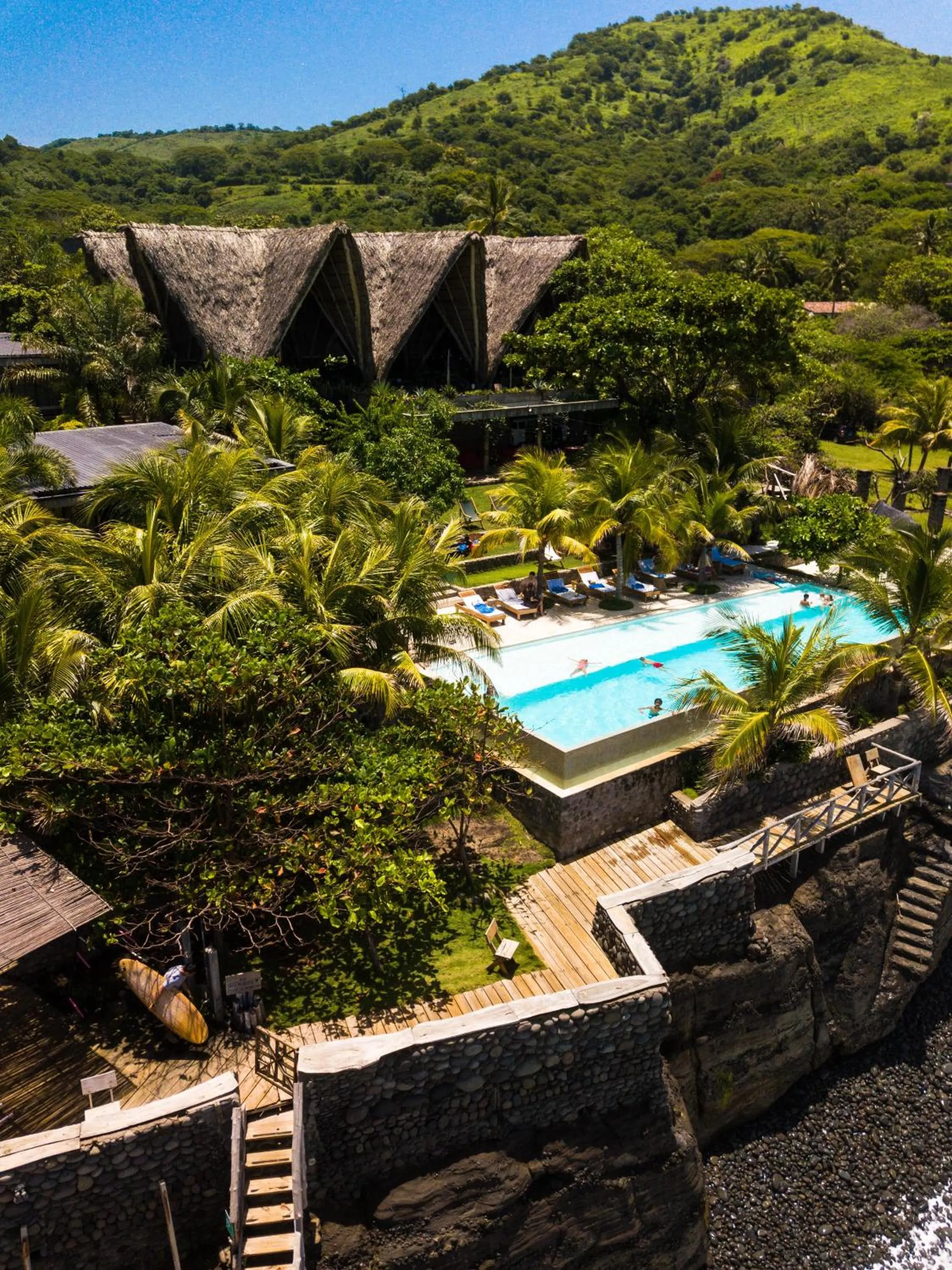 Puro Surf Hotel & Performance Academy