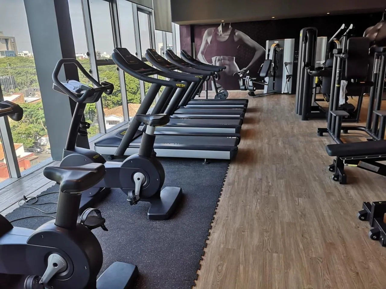 Fitness centre/facilities in Five Hotel & Residences