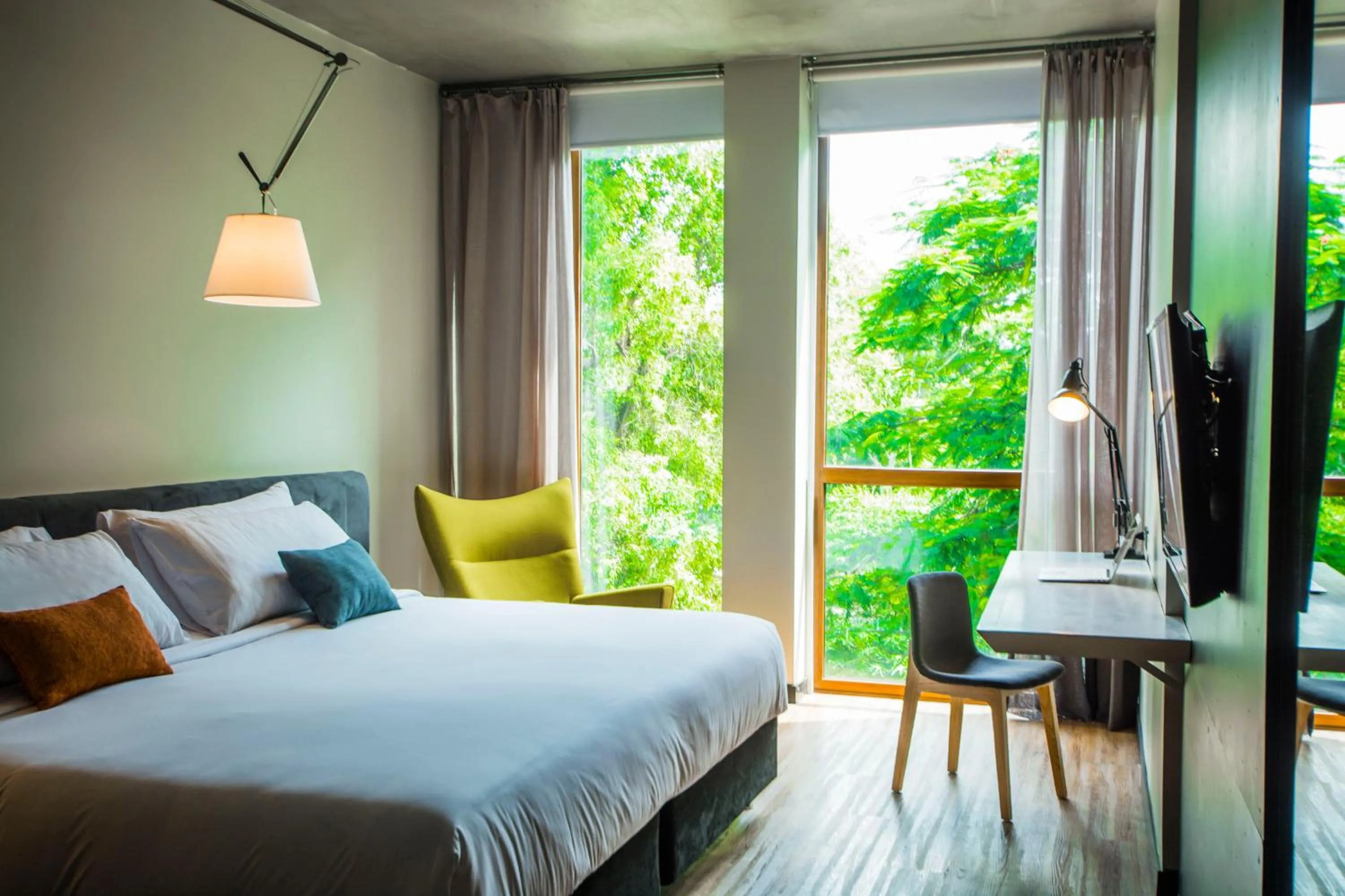 Photo of the whole room, Bed in Five Hotel & Residences