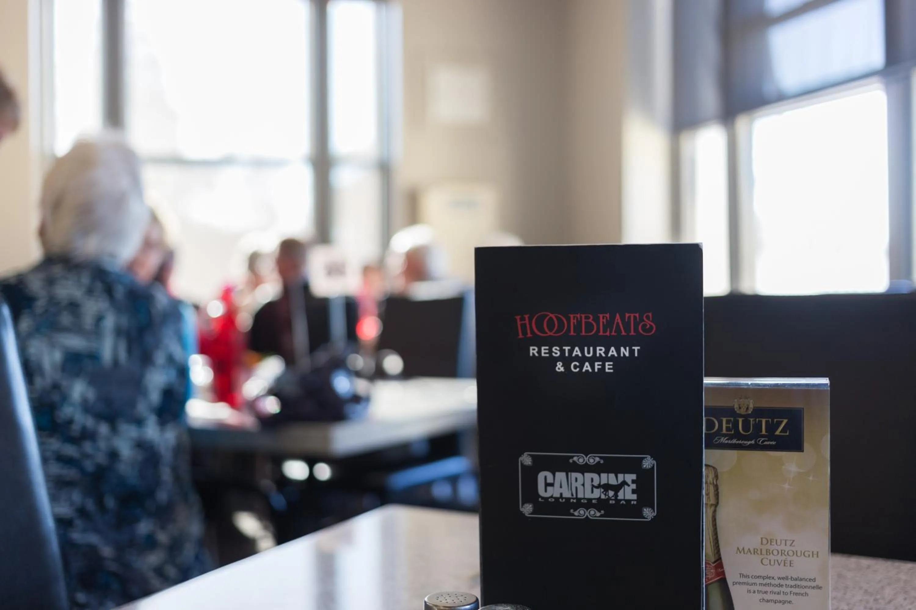 Restaurant/places to eat in Racecourse Hotel and Motor Lodge