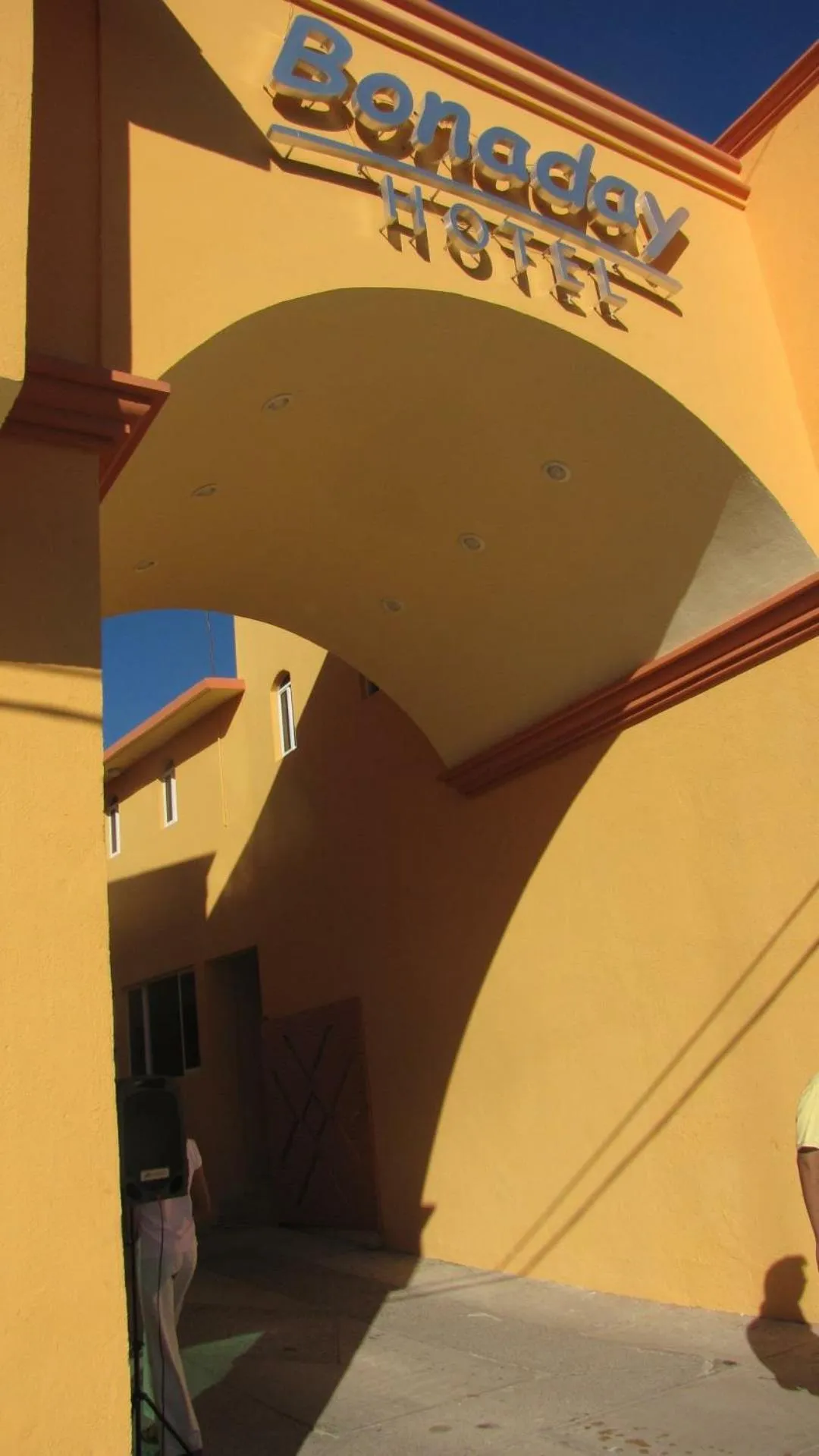 Facade/entrance in Hotel Bonaday