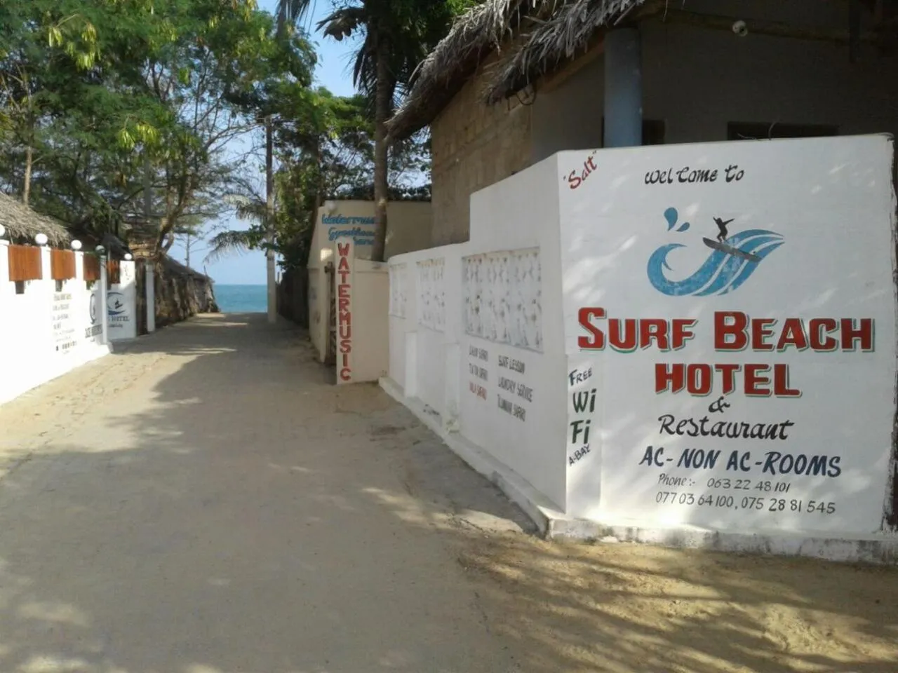 Facade/entrance in Surf Beach Hotel