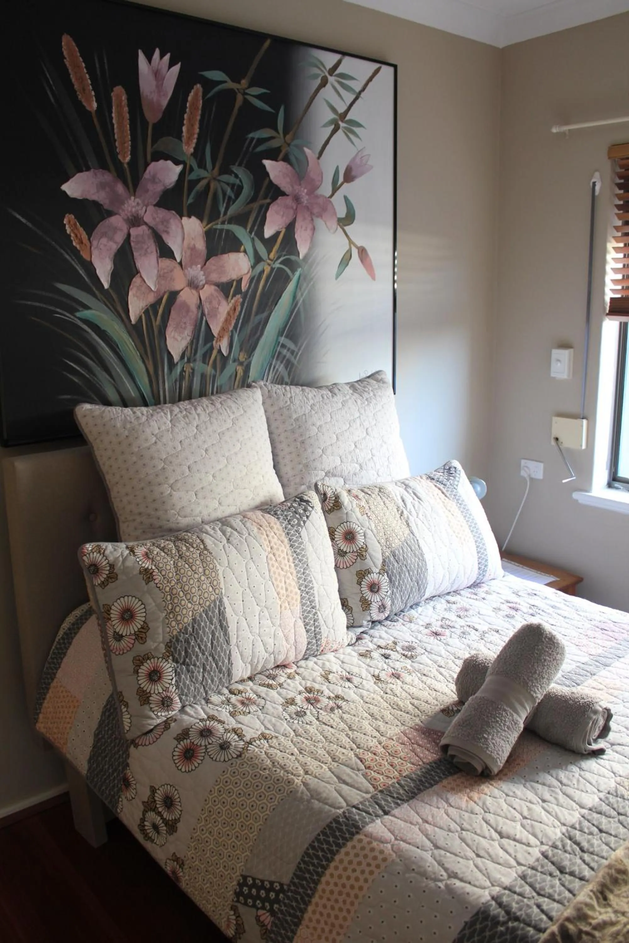 Bed in Mullaloo B & B