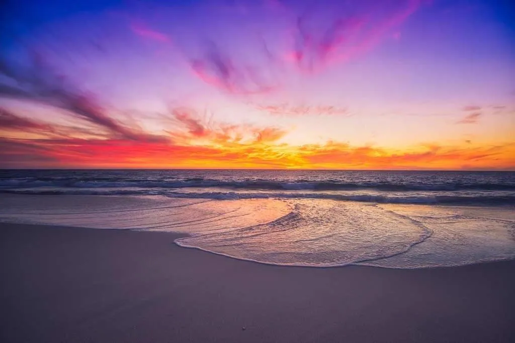 Beach in Mullaloo B & B
