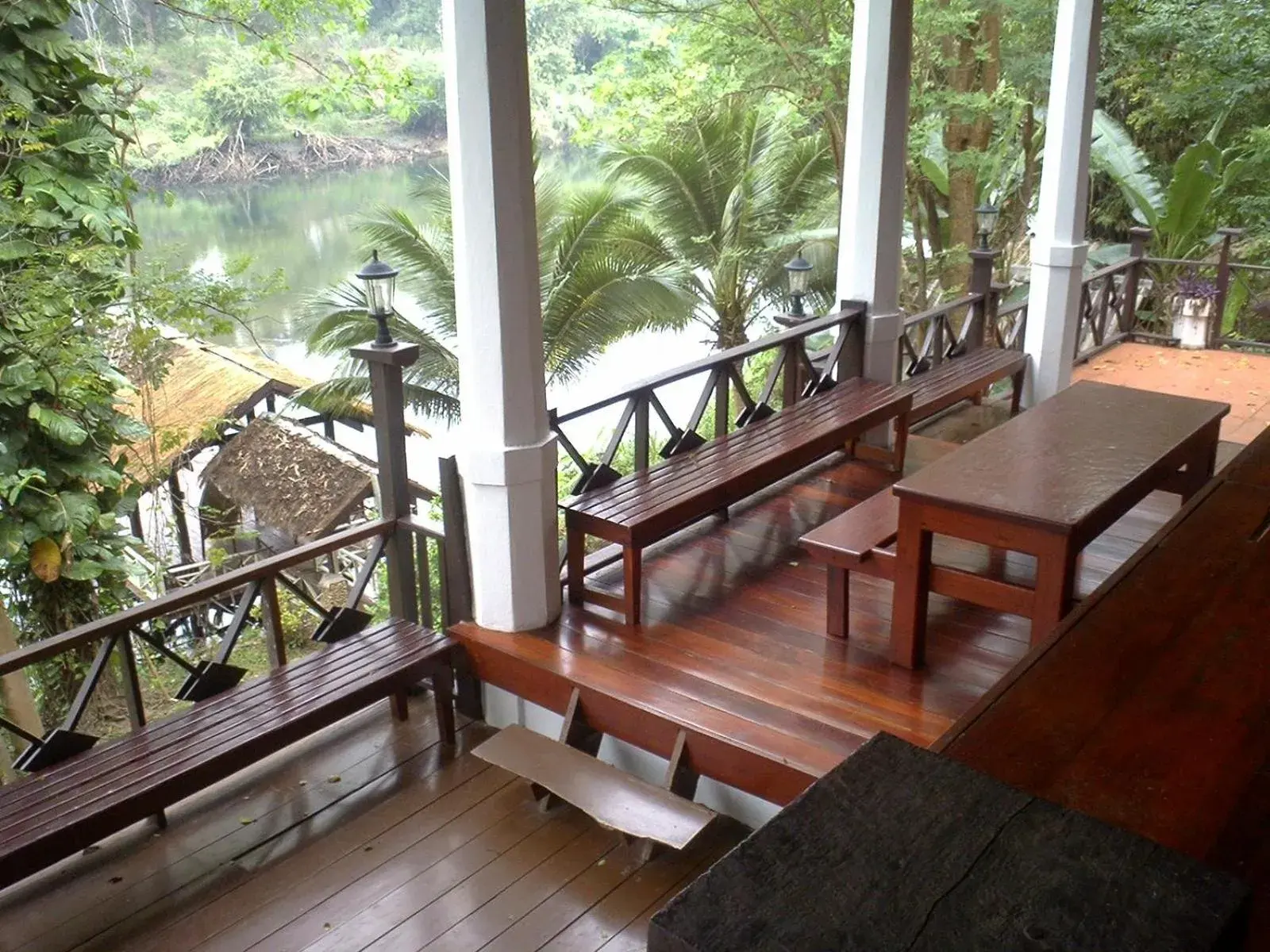 Four-Bedroom House in Ratmanee House Four-Bedroom House in Ratmanee House