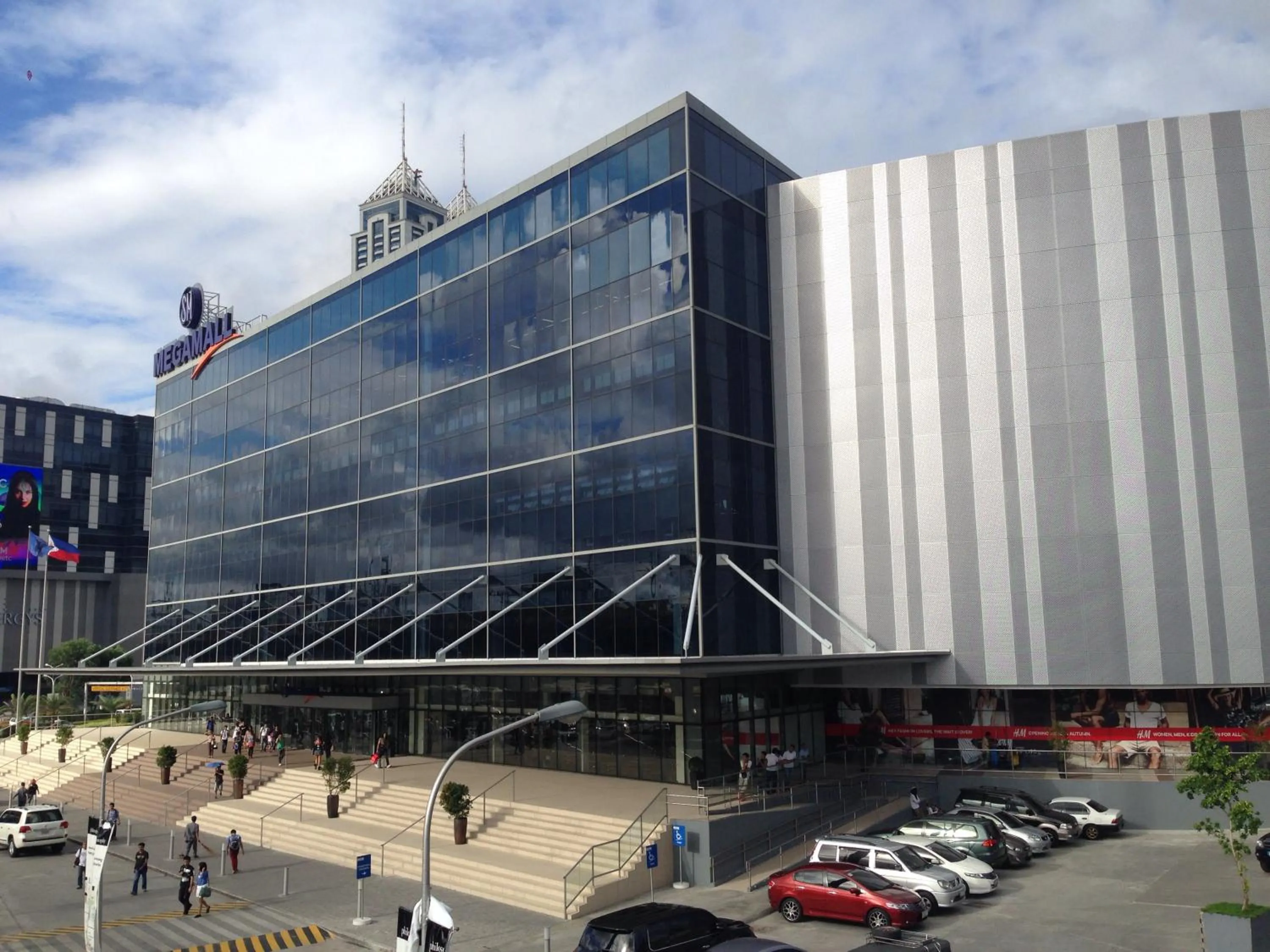 Restaurant/places to eat in Food District Hostel - Ortigas Kapitolyo