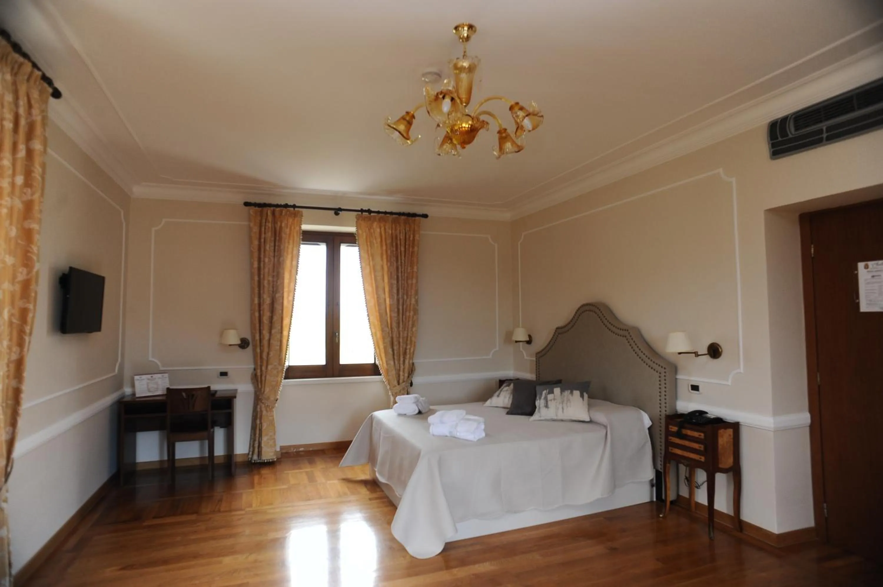 Photo of the whole room, Bed in Eliceto Resort & SPA