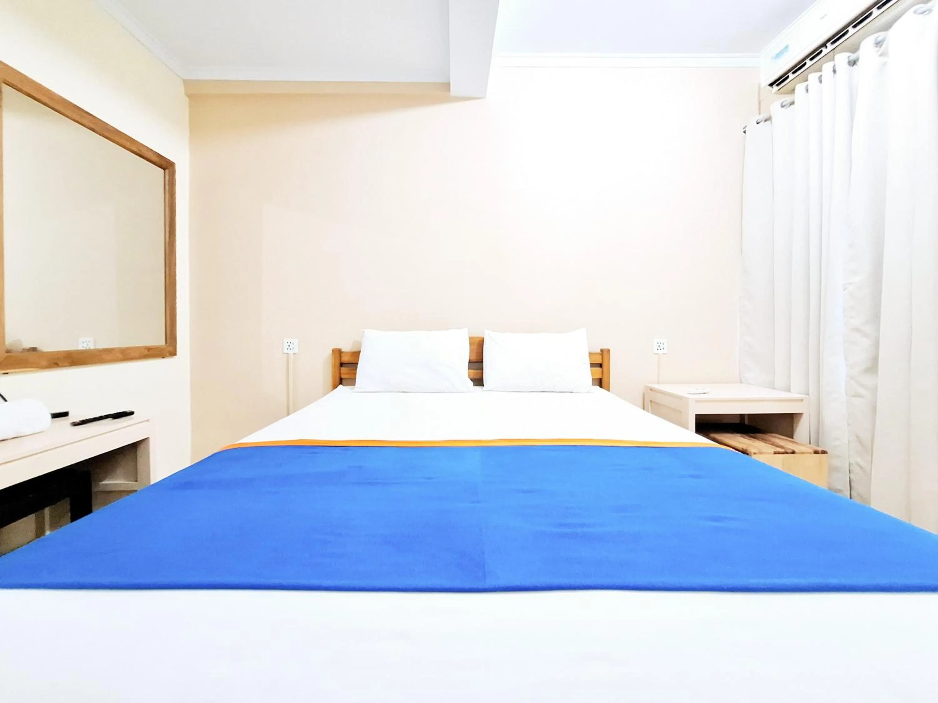Bedroom, Bed in Hotel Family Syariah 1 Parangtritis RedPartner
