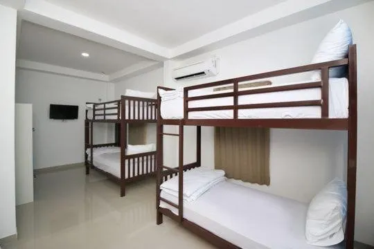 Bedroom, Bed in RedDoorz Plus Syariah at Polamas Andalas