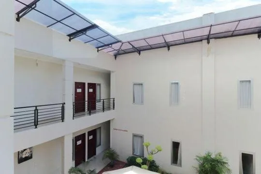 Property building in RedDoorz Plus Syariah at Polamas Andalas