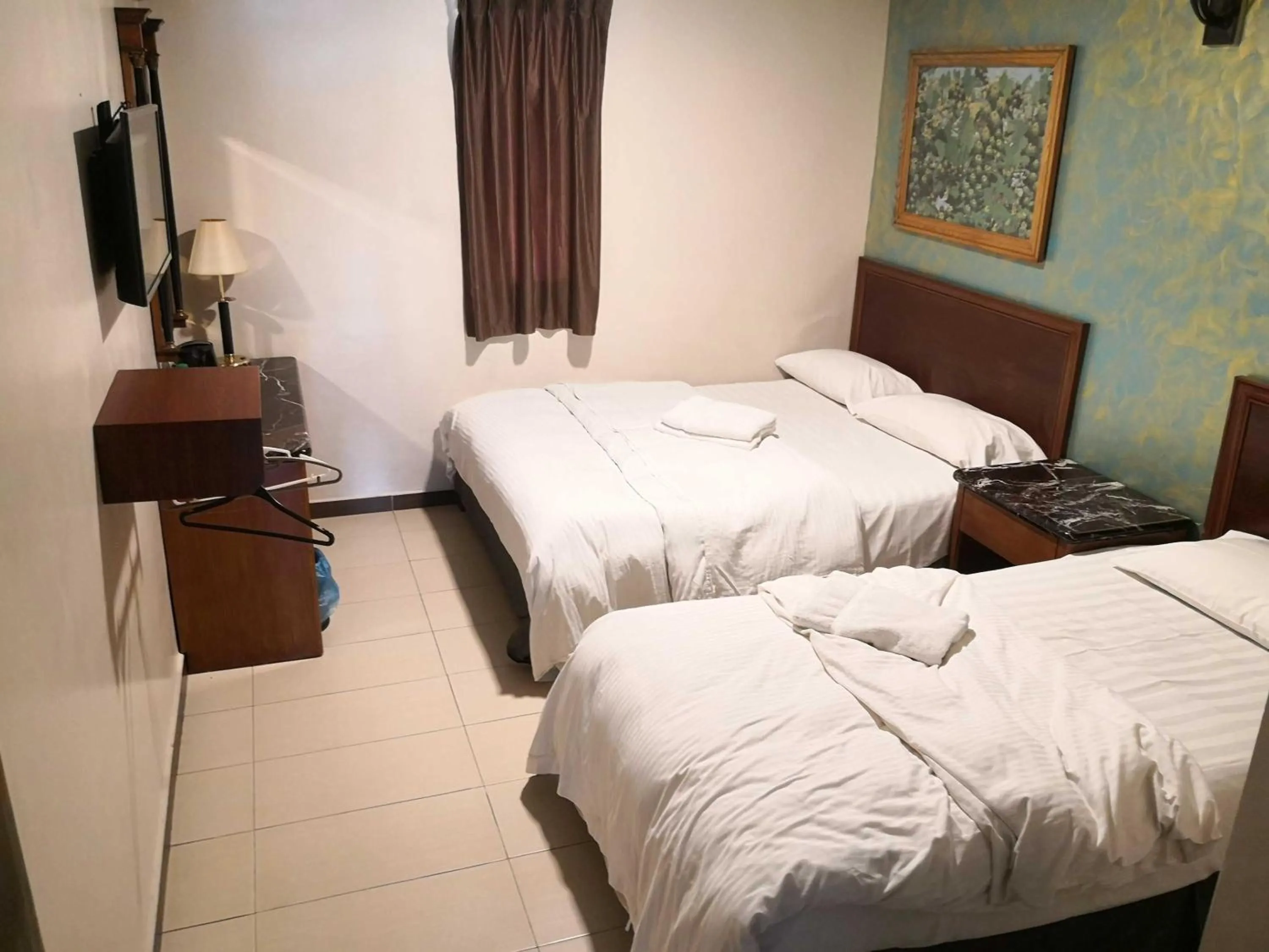 Photo of the whole room, Bed in Hotel Bliss Johor Bahru Skudai