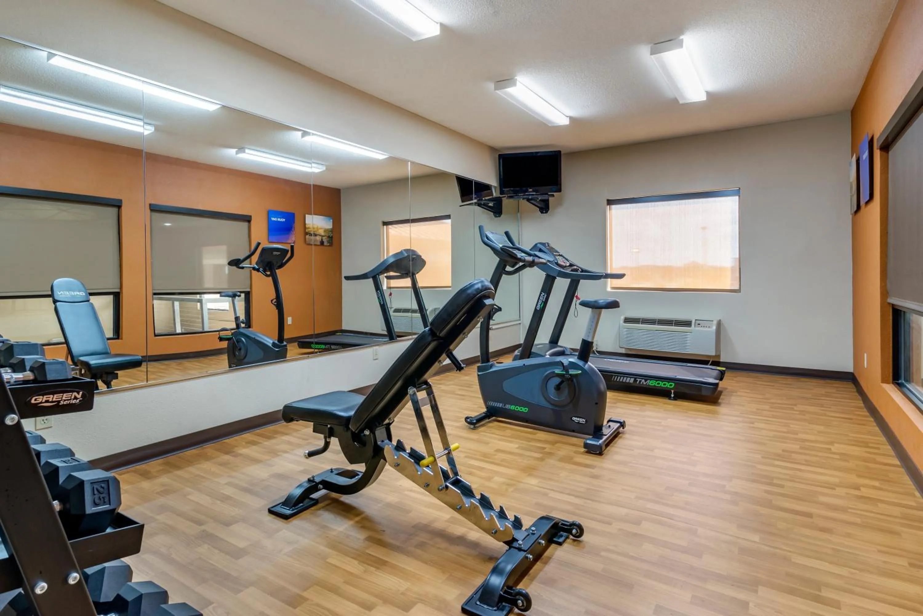 Fitness centre/facilities in Comfort Suites near Robins Air Force Base
