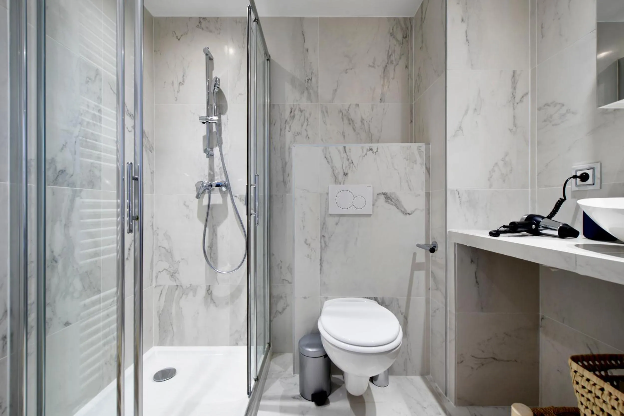 Bathroom in My Maison In Paris - Sentier