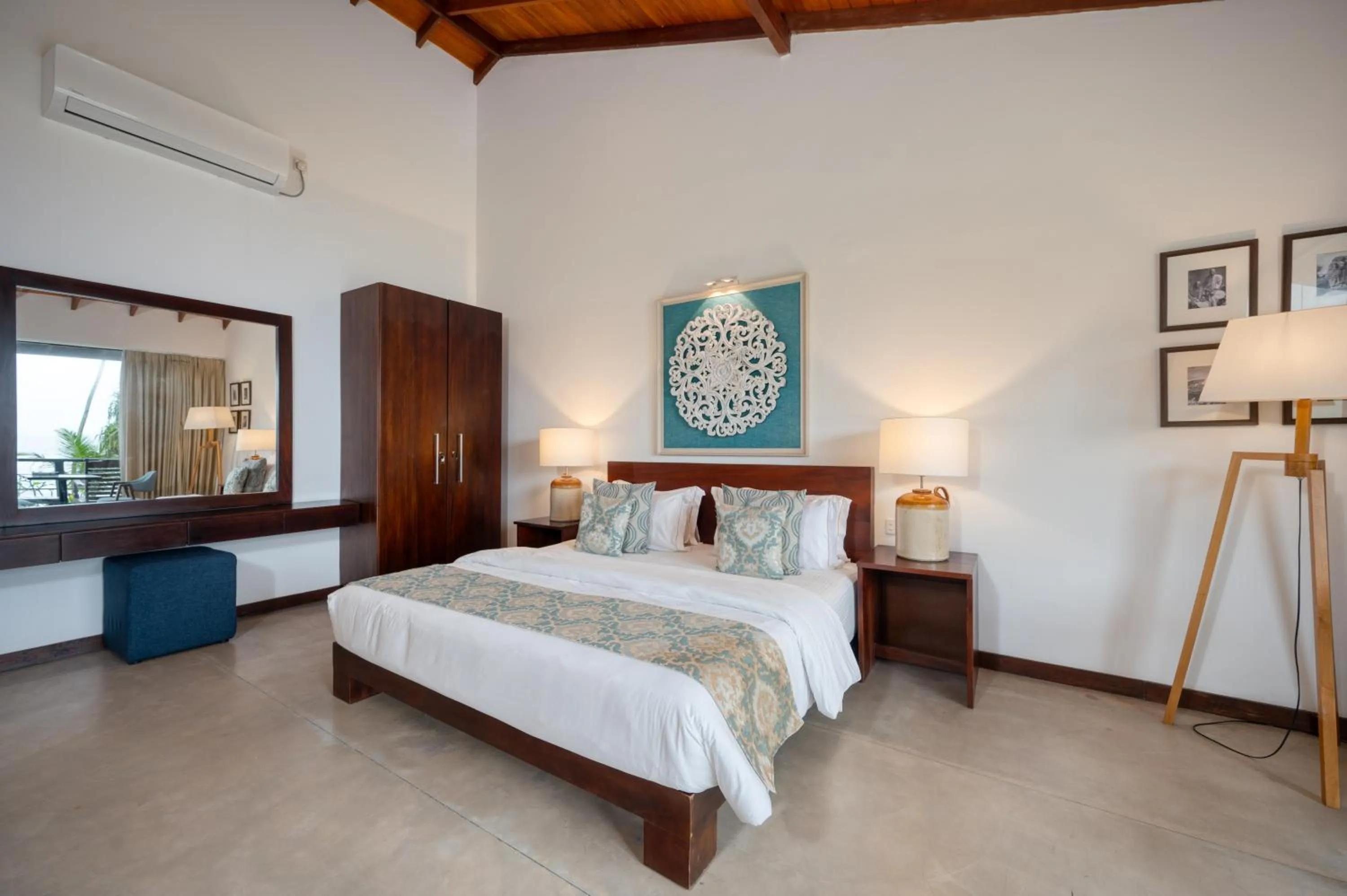 Sea view, Bed in Mirissa Beach Villa