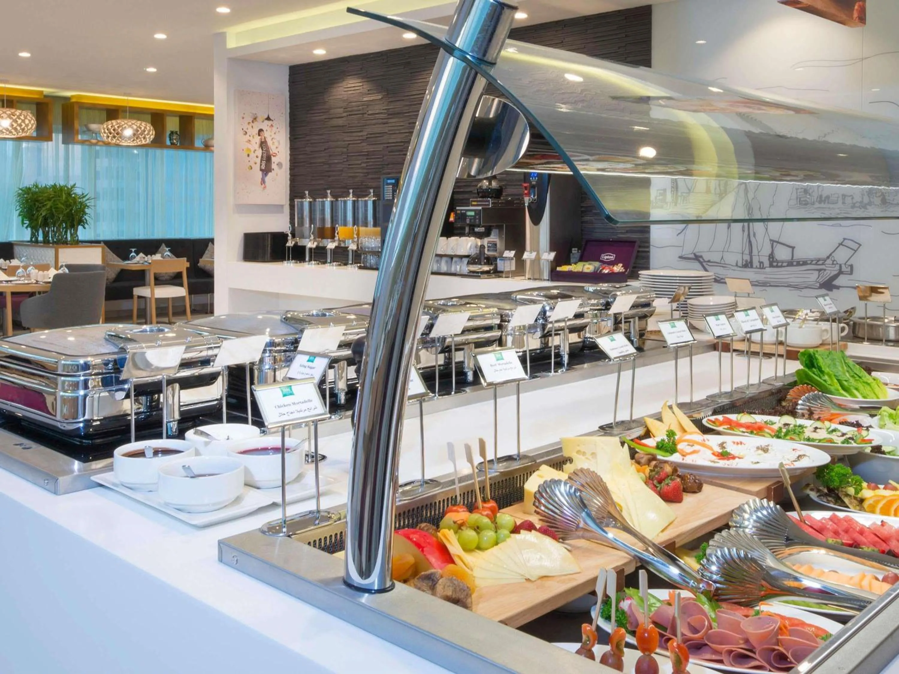 Restaurant/places to eat in ibis Styles Manama Diplomatic Area