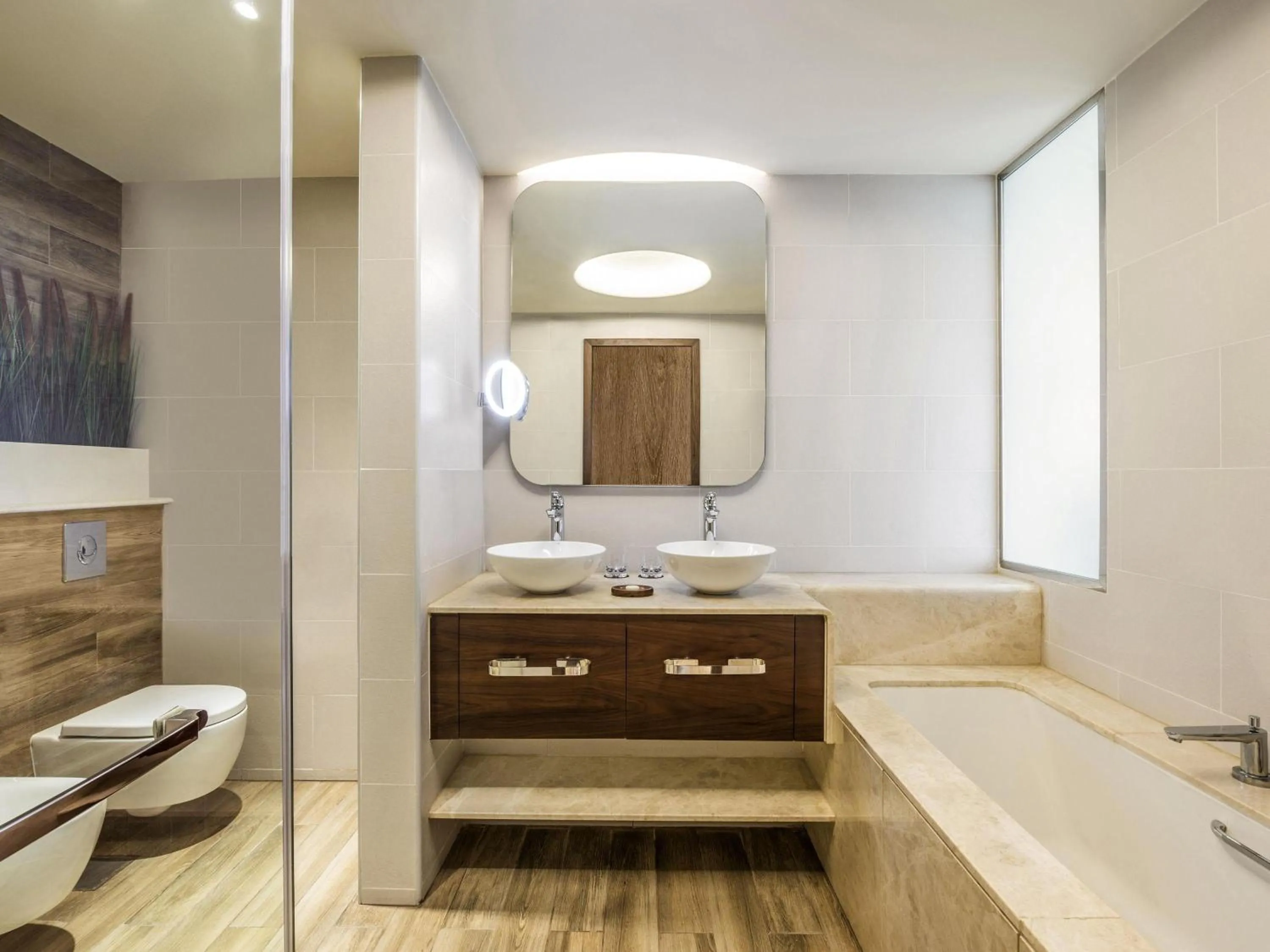 Bedroom in The Retreat Palm Dubai MGallery by Sofitel