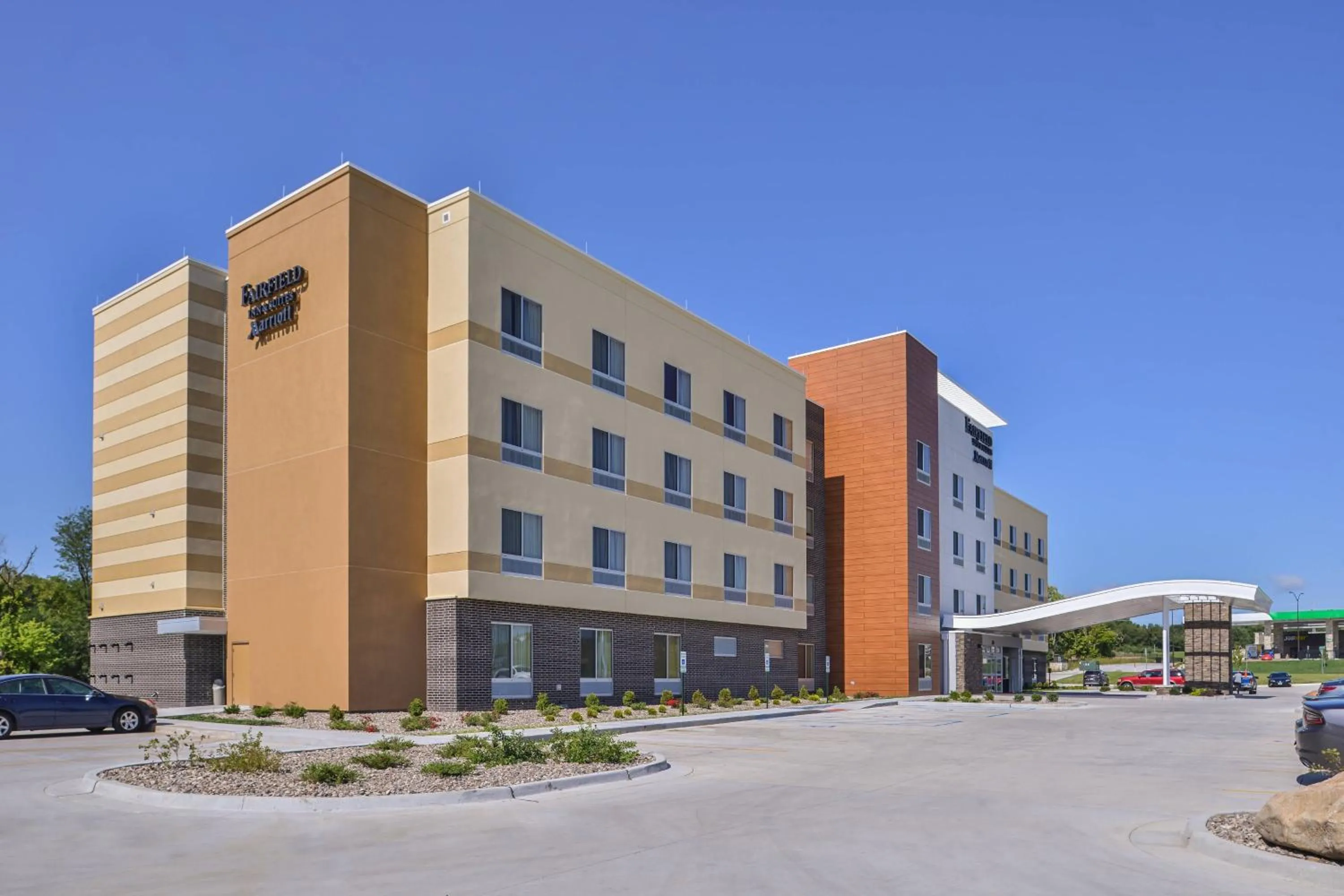 Property building in Fairfield Inn & Suites by Marriott St. Joseph