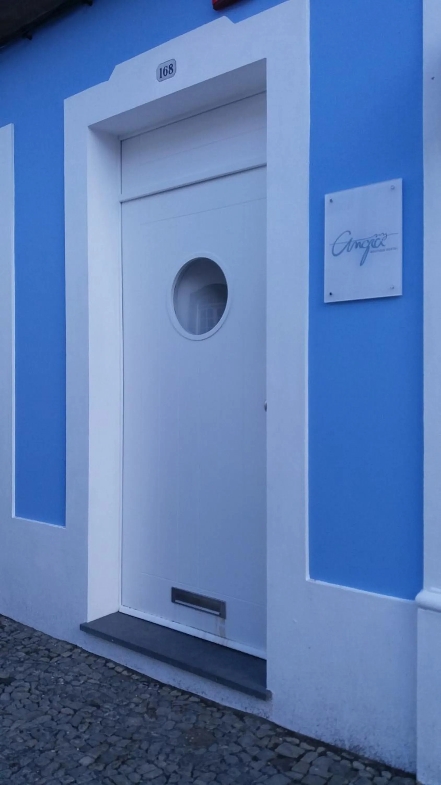 Facade/entrance in My Angra Charming House