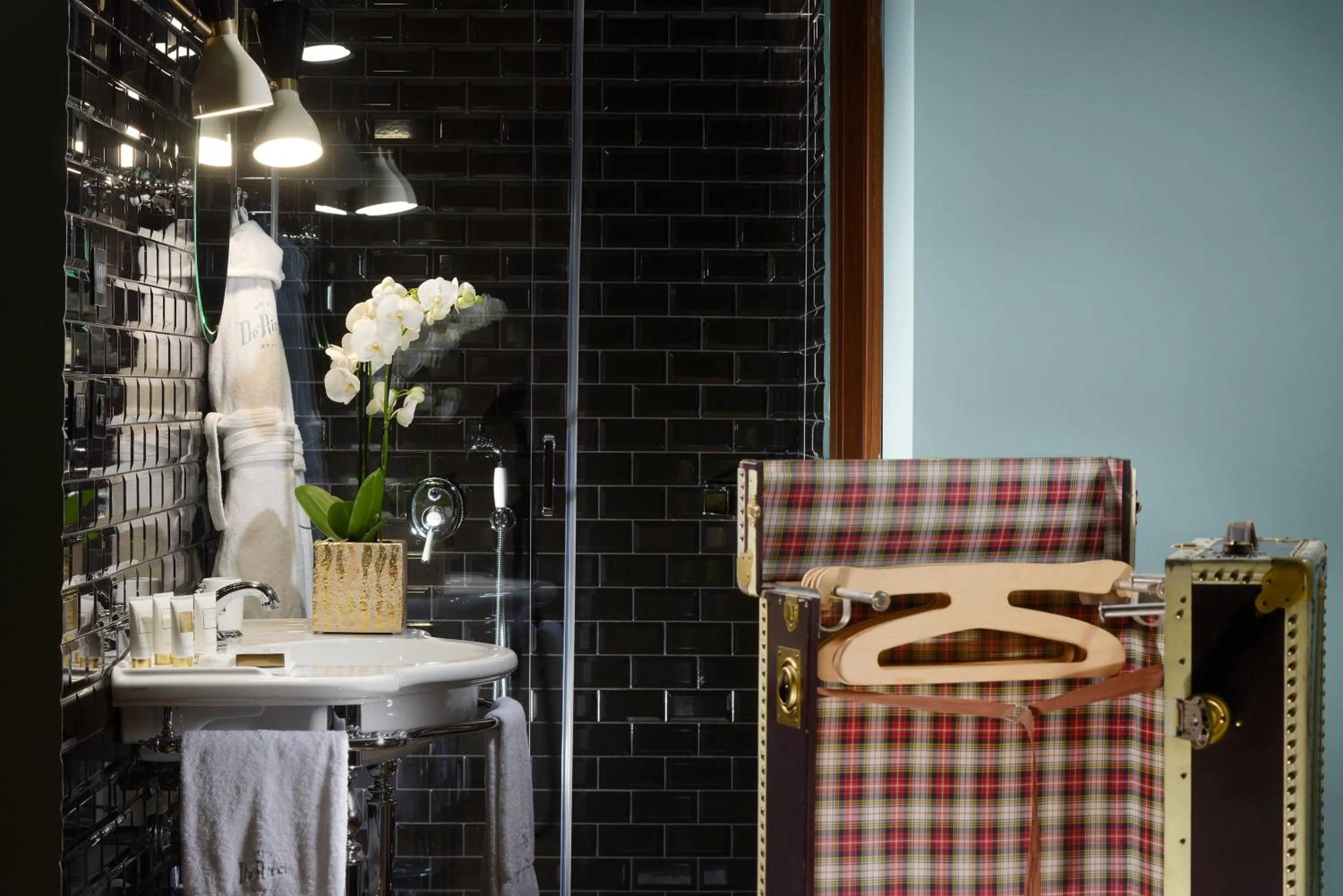 Shower in Hotel De' Ricci - Small Luxury Hotels of the World