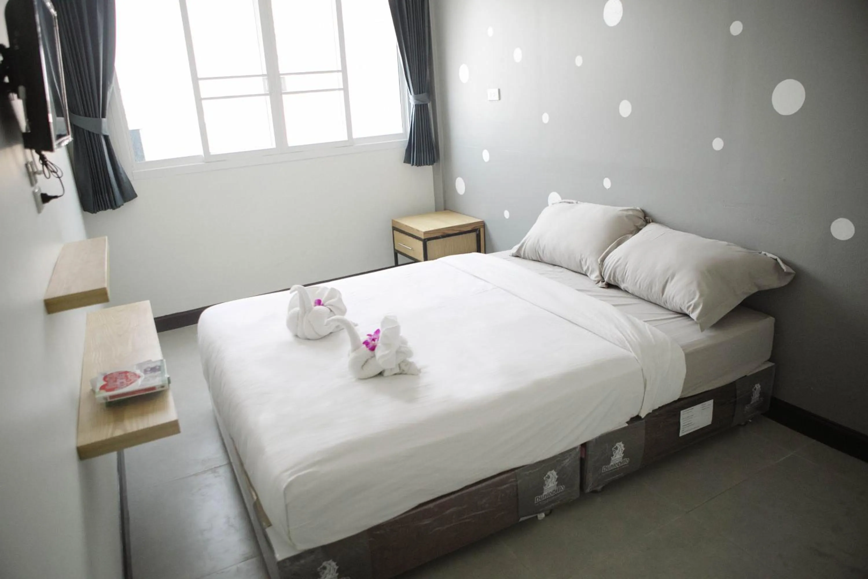 Bedroom, Bed in Full stop. Hostel Chiang Mai