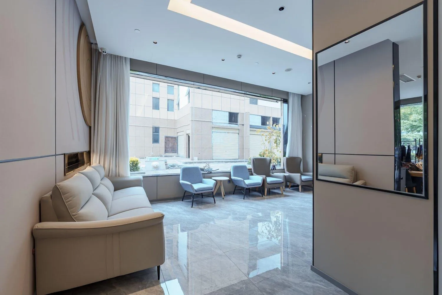 Lobby or reception in Home Inn Zhangjiajie Tianmen Mountain Branch