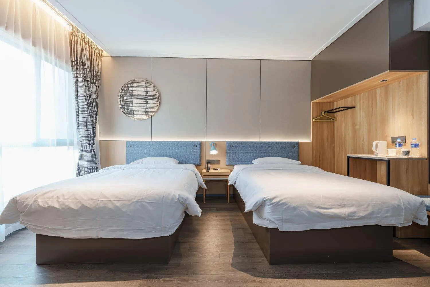 Bed in Home Inn Zhangjiajie Tianmen Mountain Branch