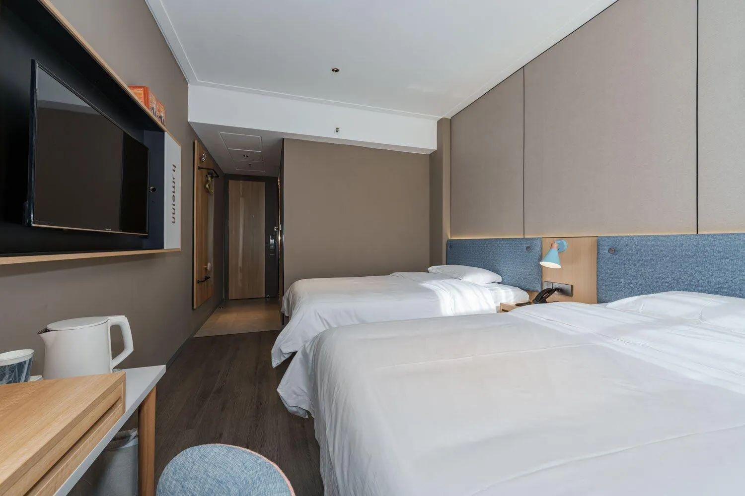 Bed in Home Inn Zhangjiajie Tianmen Mountain Branch