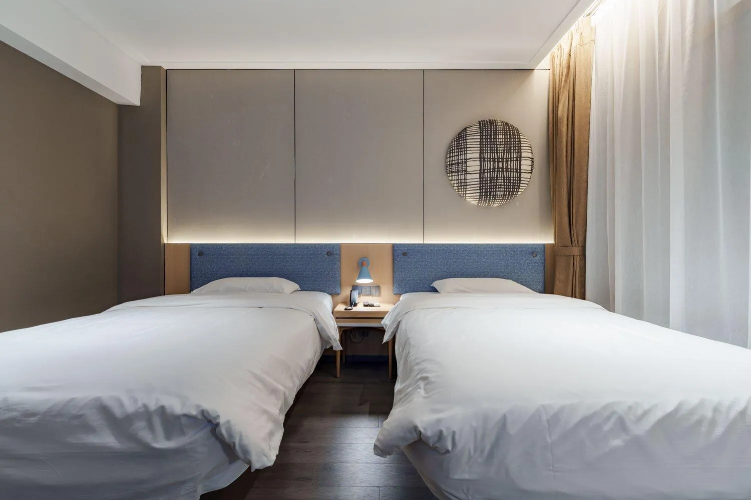 Bed in Home Inn Zhangjiajie Tianmen Mountain Branch