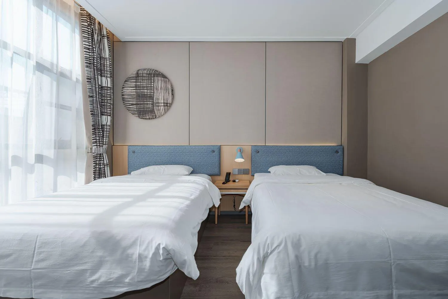 Bed in Home Inn Zhangjiajie Tianmen Mountain Branch