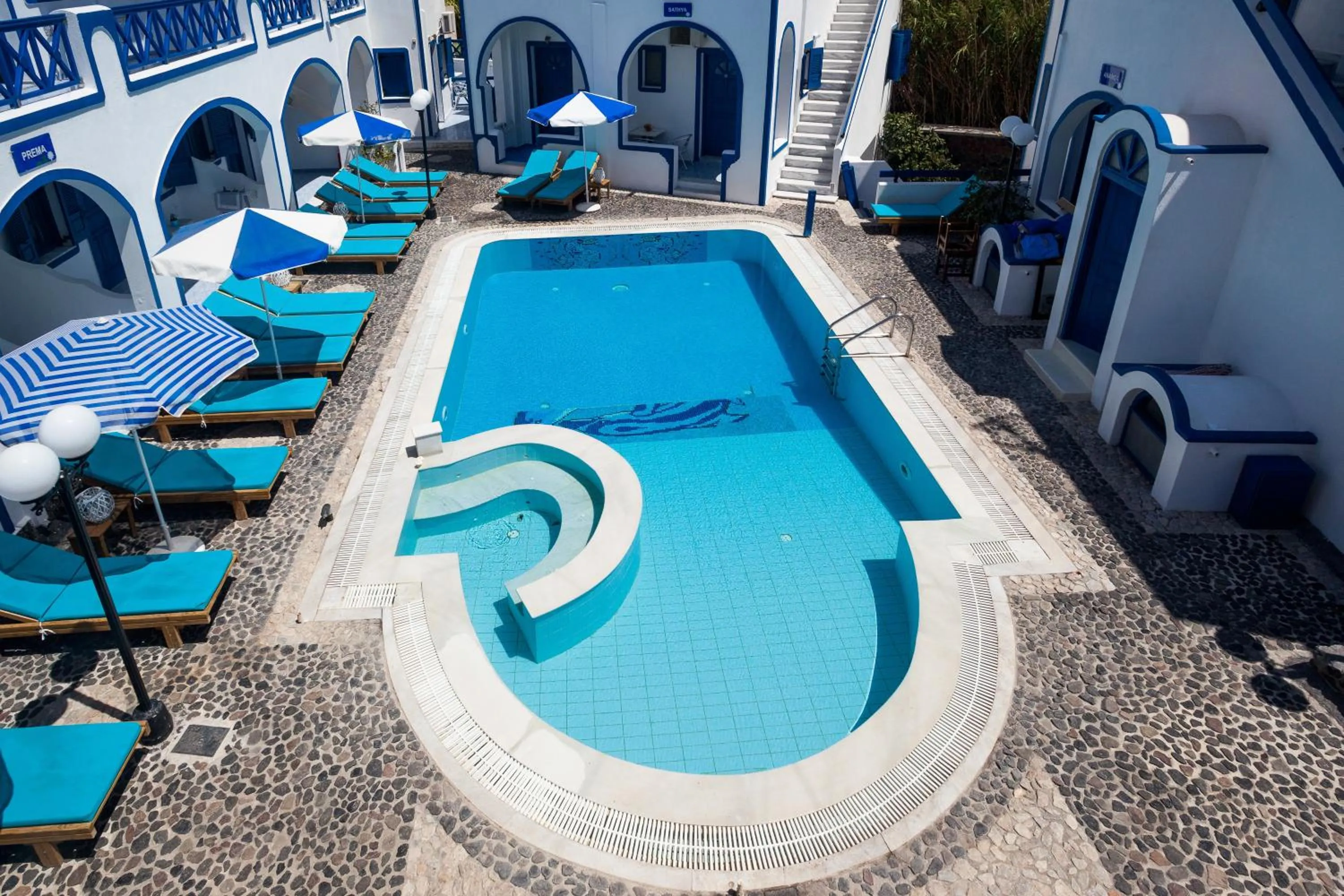 Pool view in Roula Villa Studios & Apartments