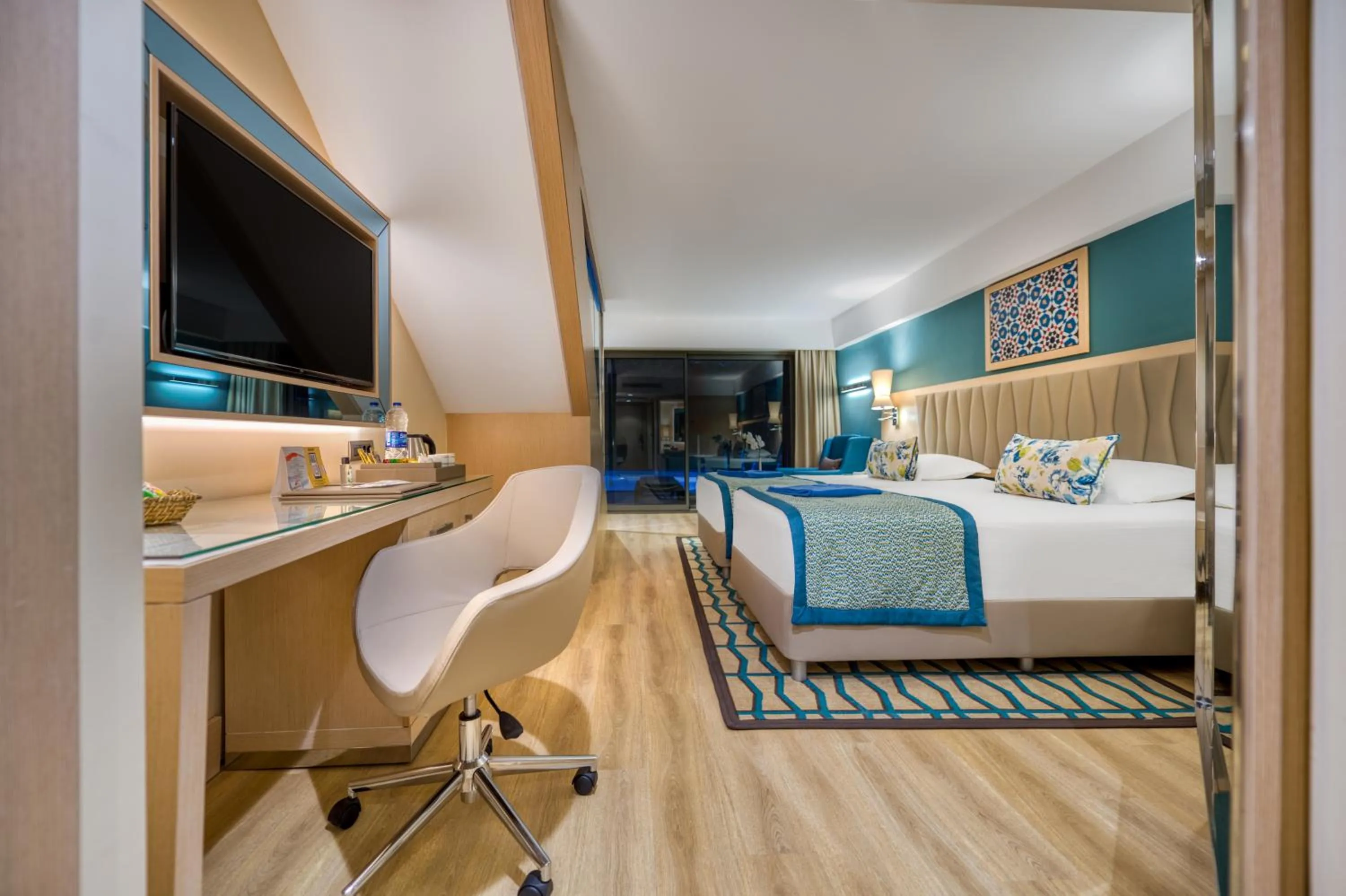 Massage, Bed in Megasaray Club Belek