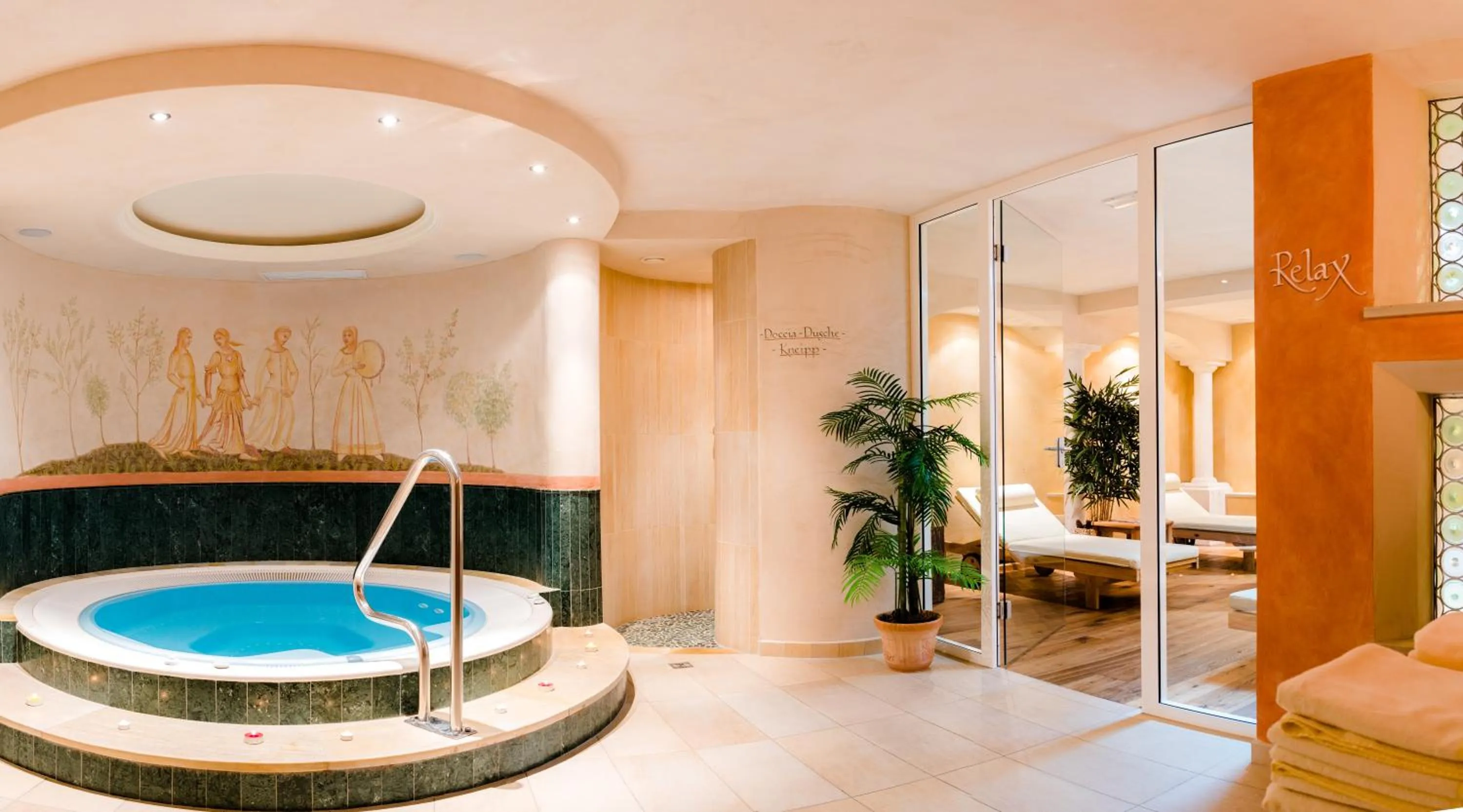 Hot Tub in Villa David Dolomites