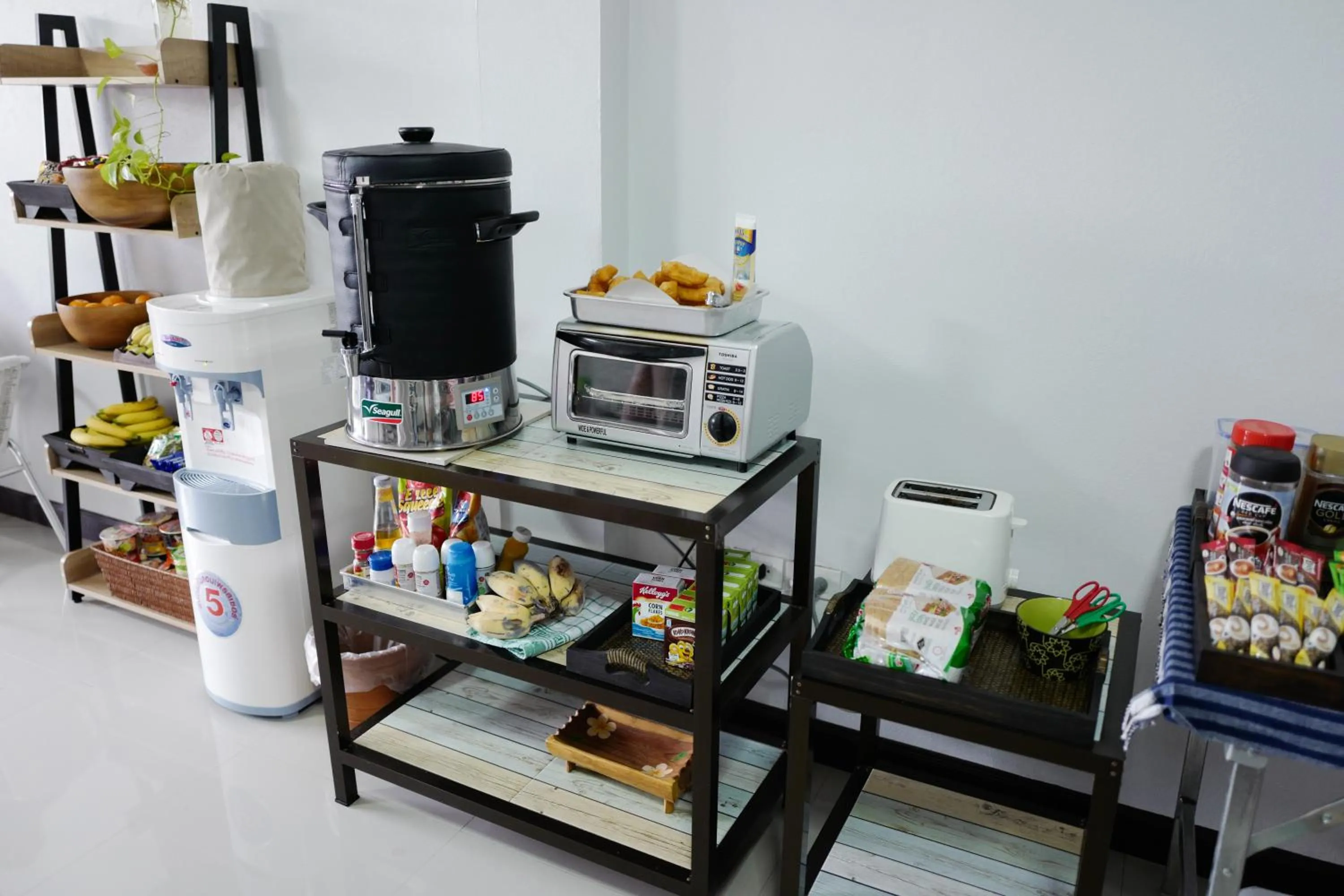 Food and drinks in Chez Bure - Bure Homestay